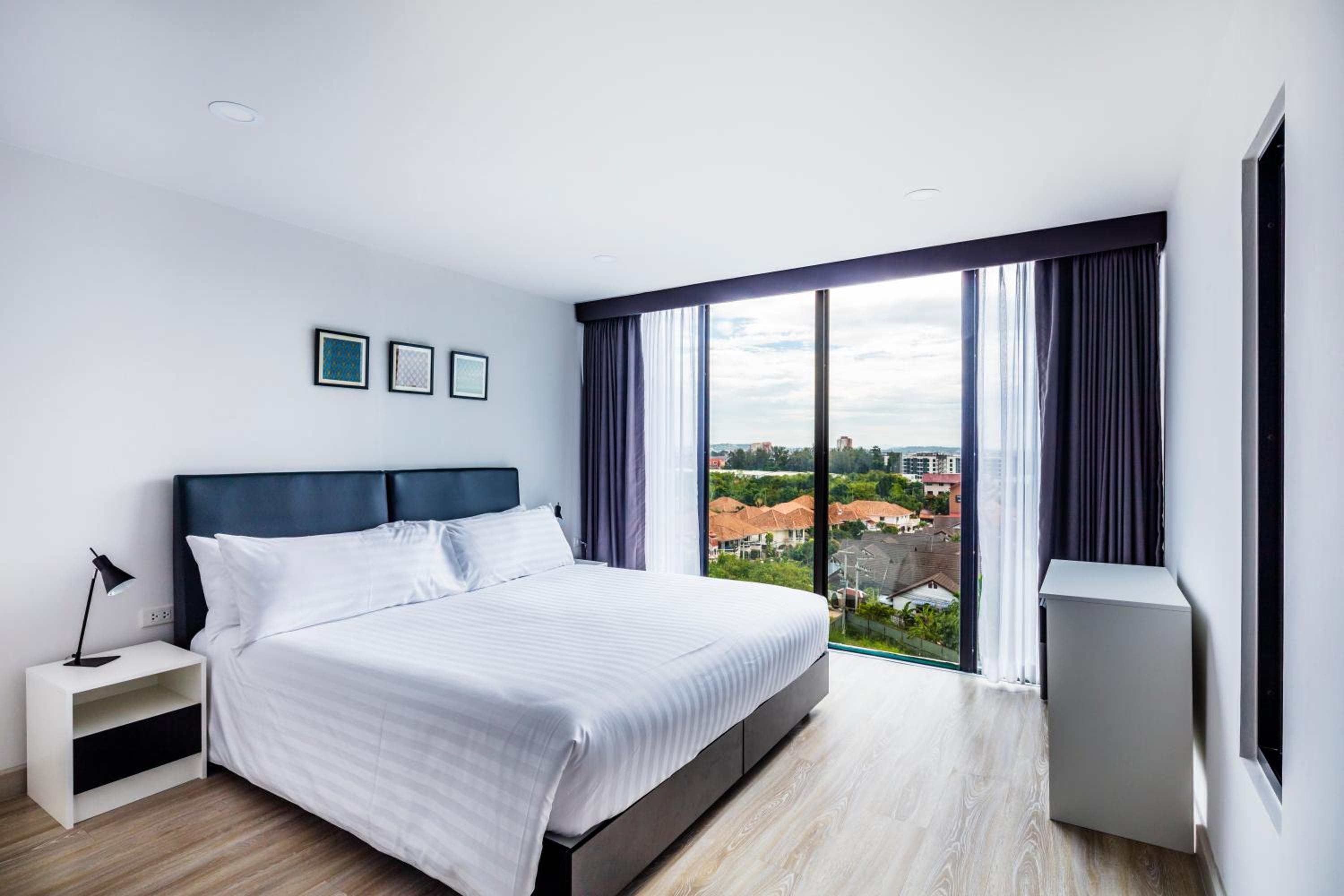 Executive Suite photo 1