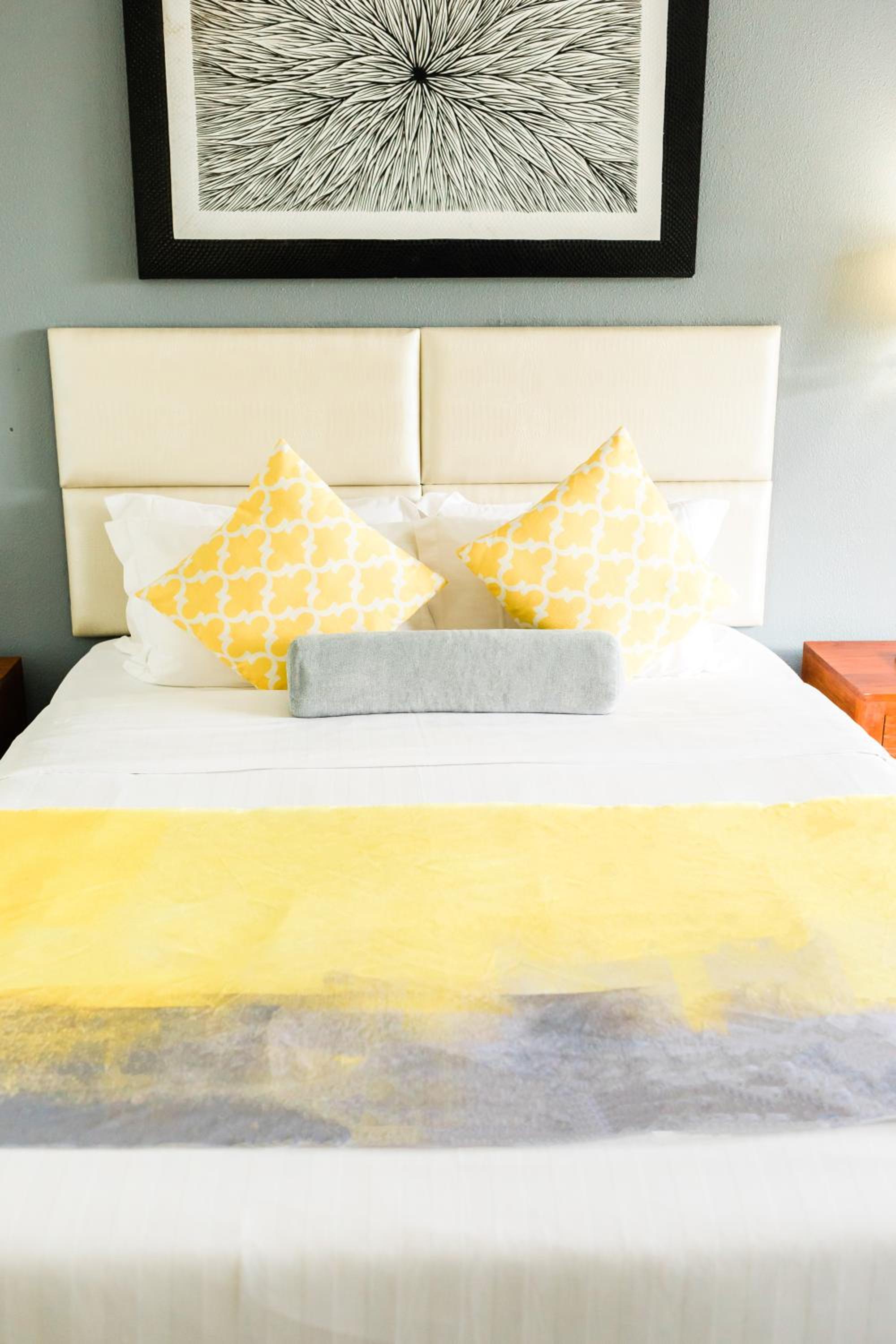 Double Room, 1 Queen Bed (Free Sting Ray Experience for 1 pax)