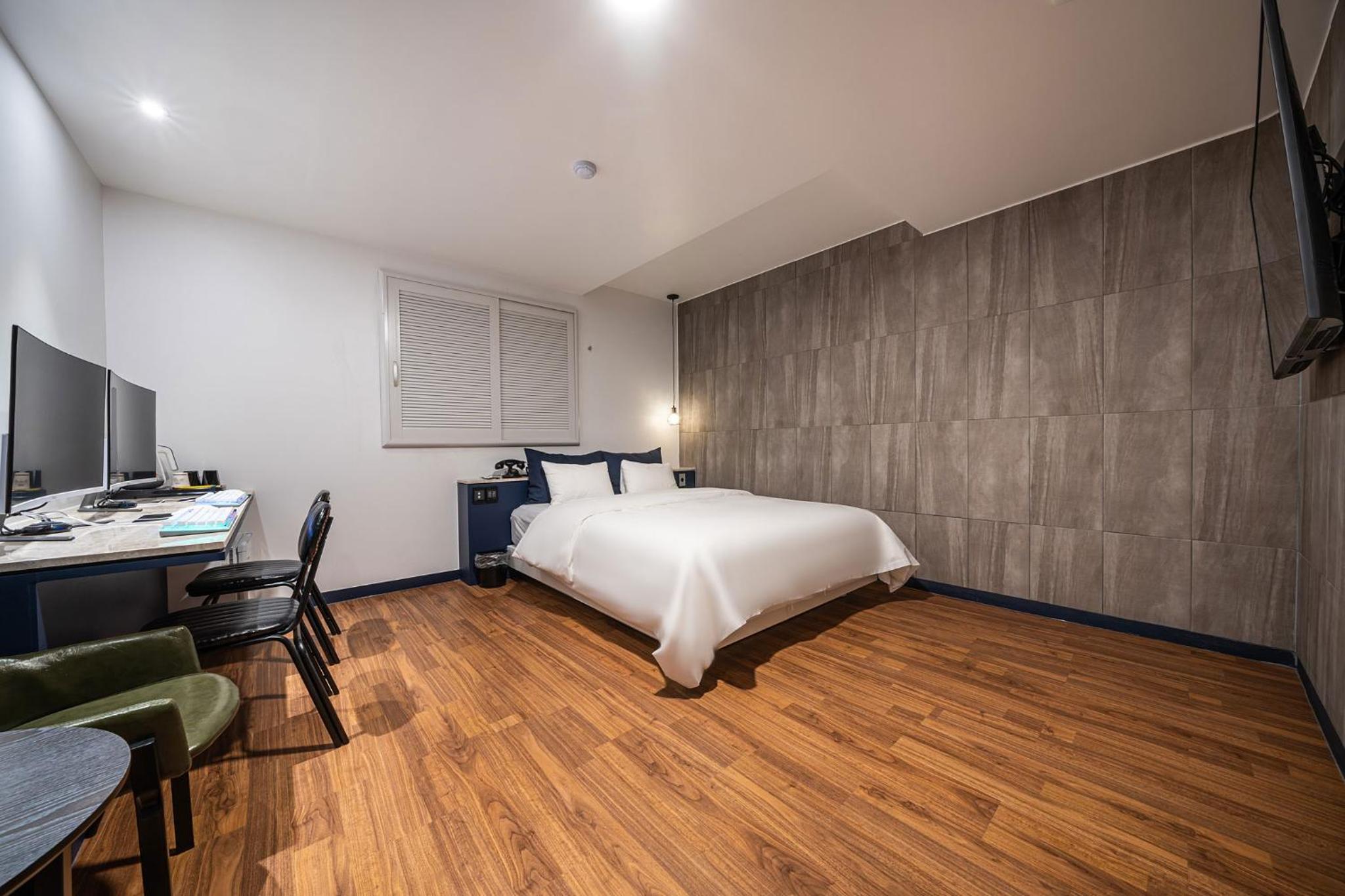 Deluxe Double Room - Photo 3