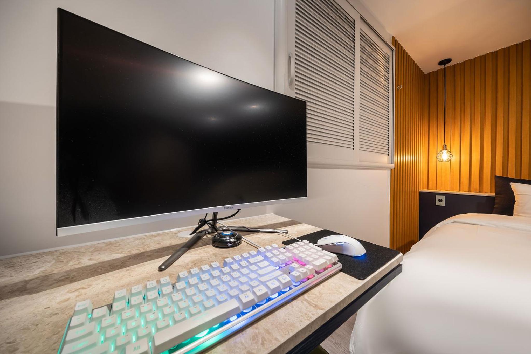 Standard Double Room - Photo 7