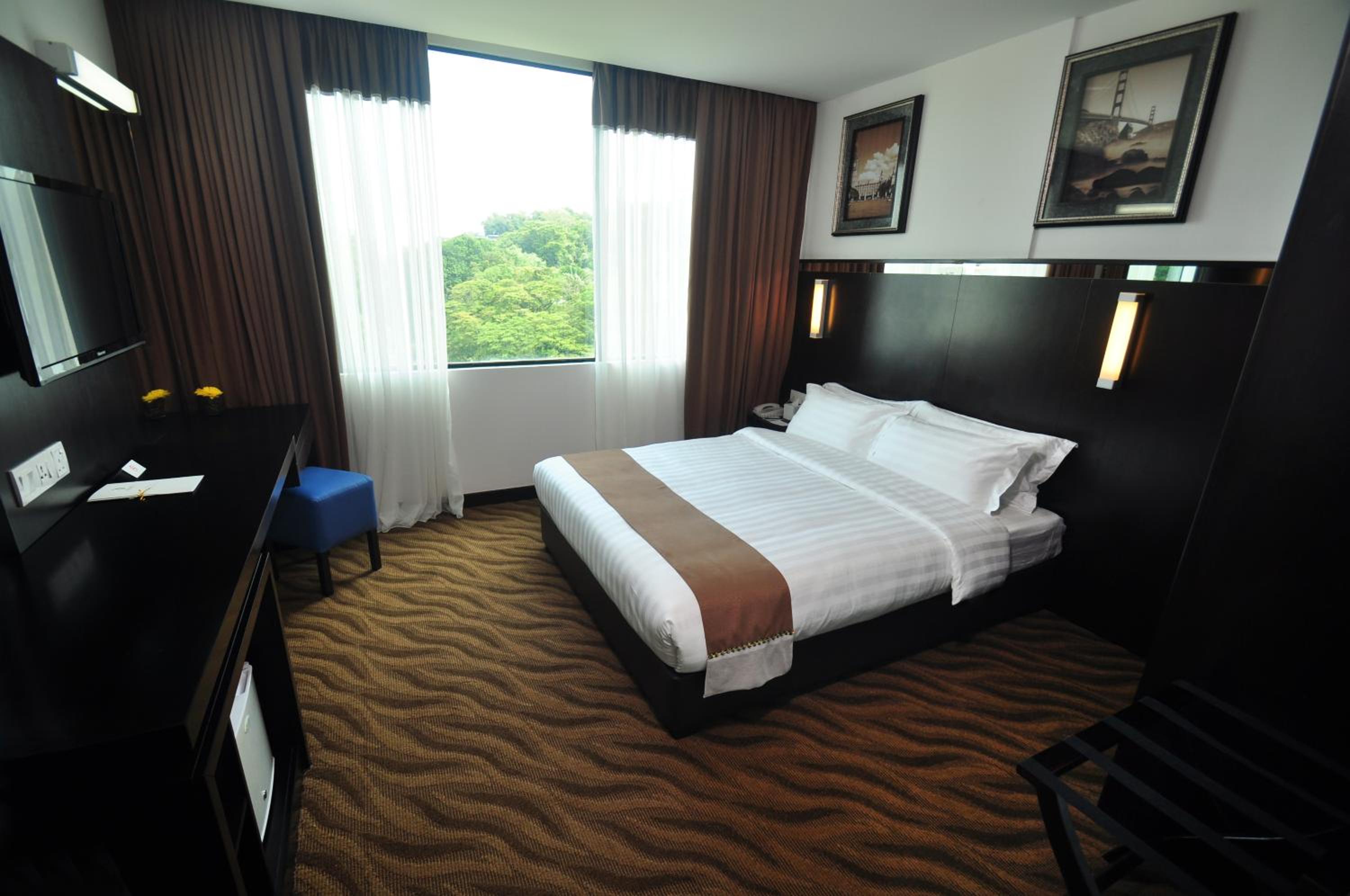 Superior Double Room photo 2