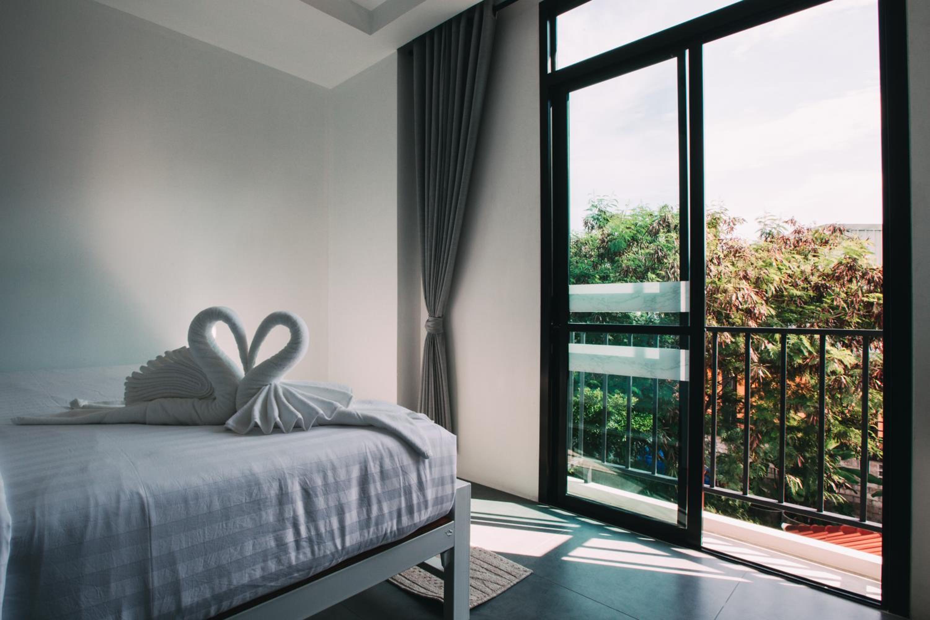 One-Bedroom Apartment - Photo 20