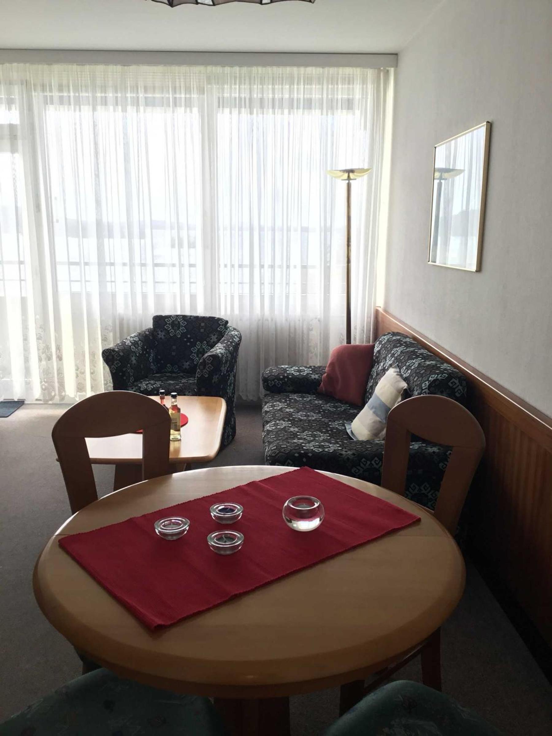 One-Bedroom Apartment with Balcony photo 3