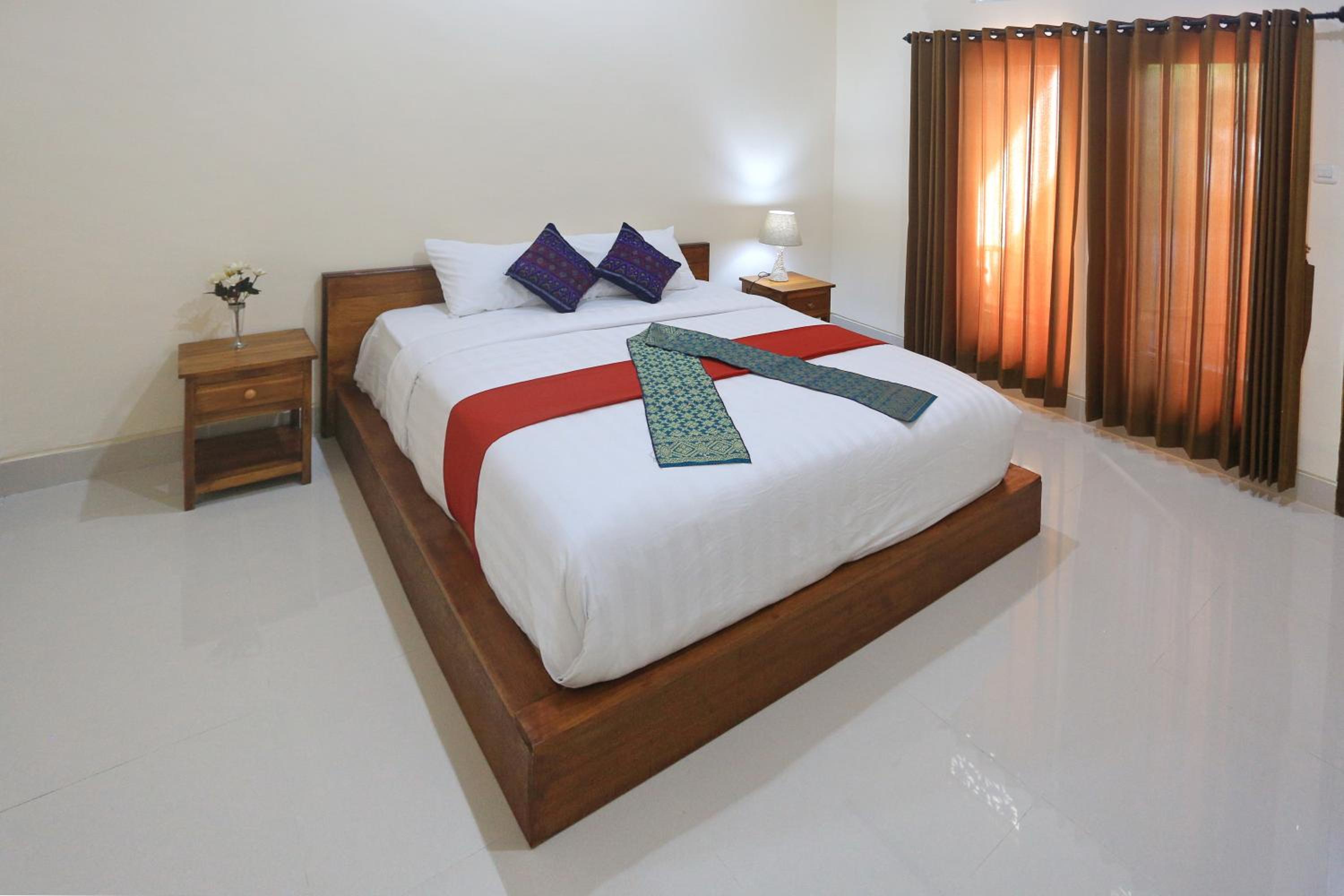 Deluxe Room - Photo 19