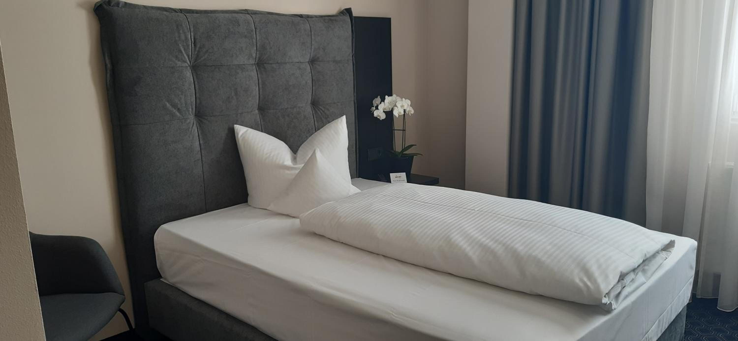 Single Room photo 2