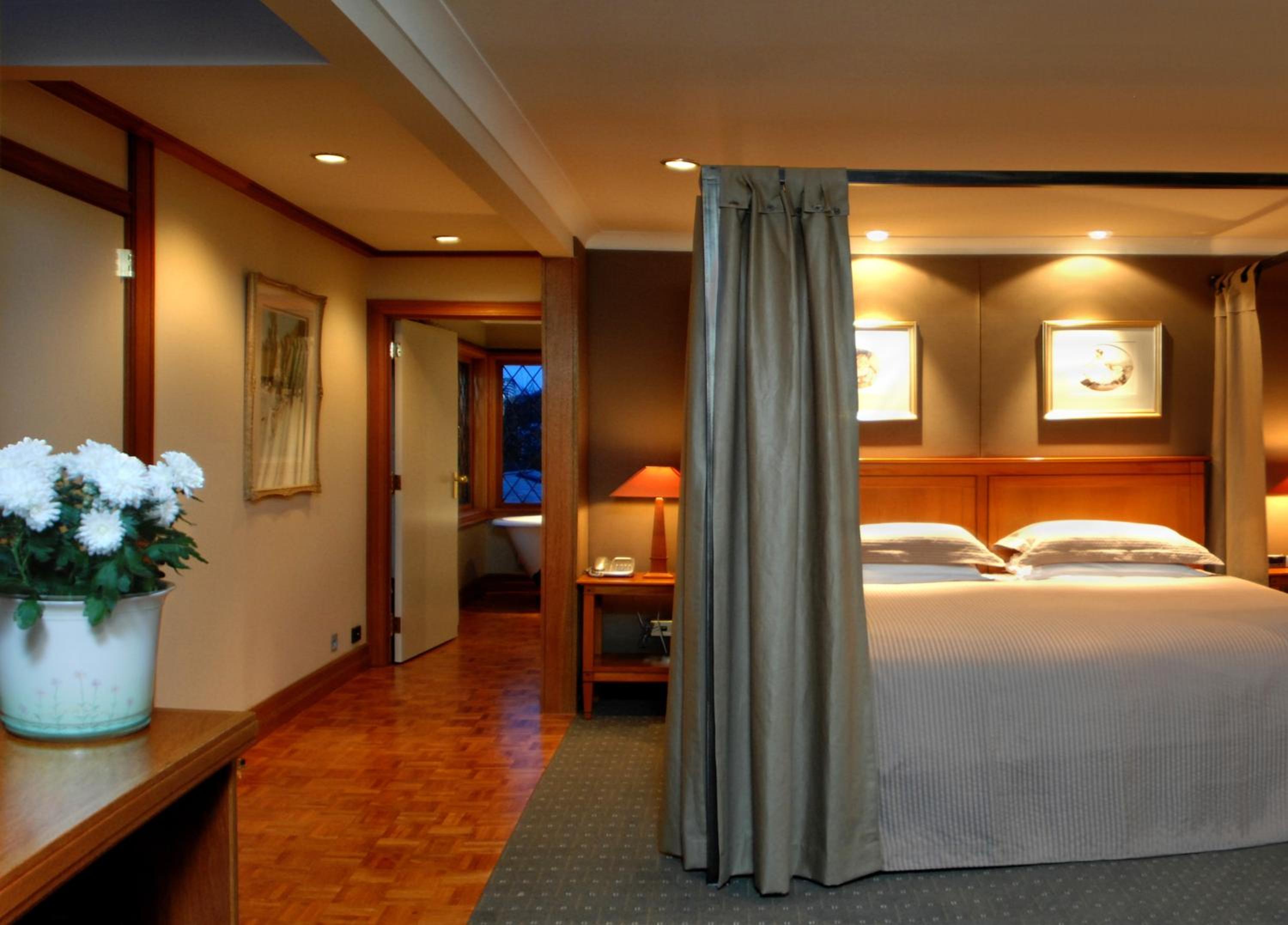 Suite with Garden View - Photo 2