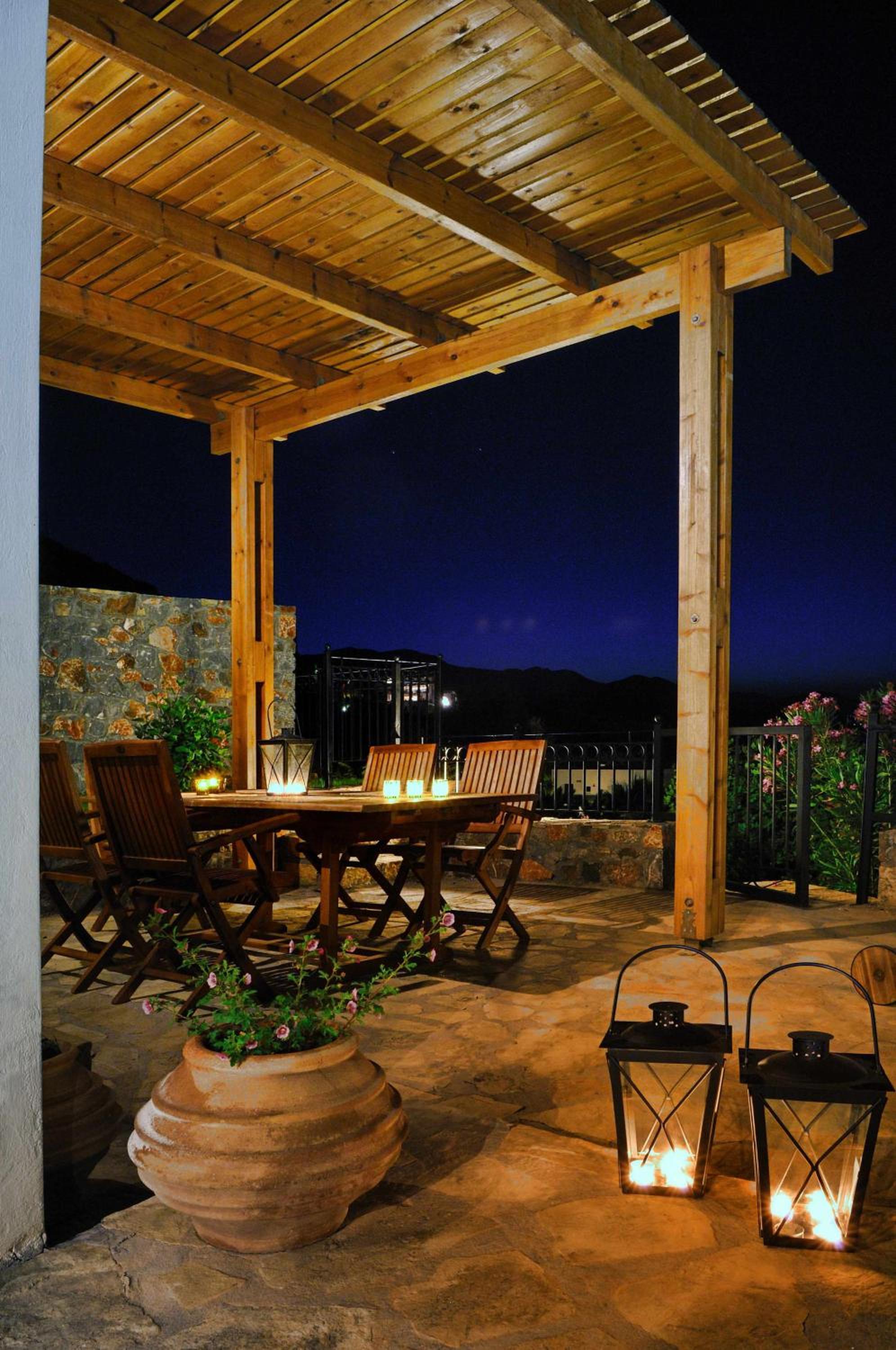 Villa photo 2