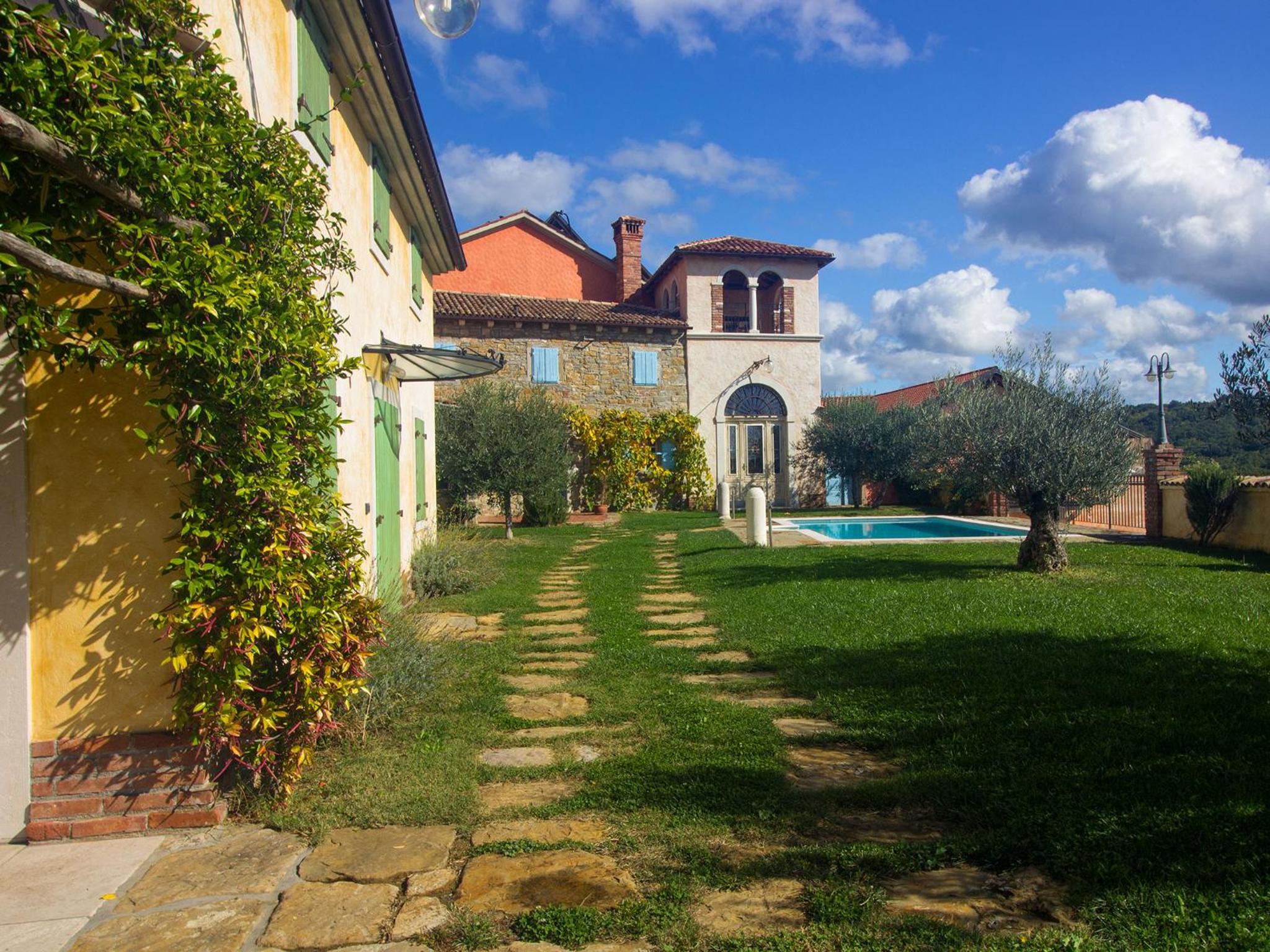 Villa with Garden View photo 3