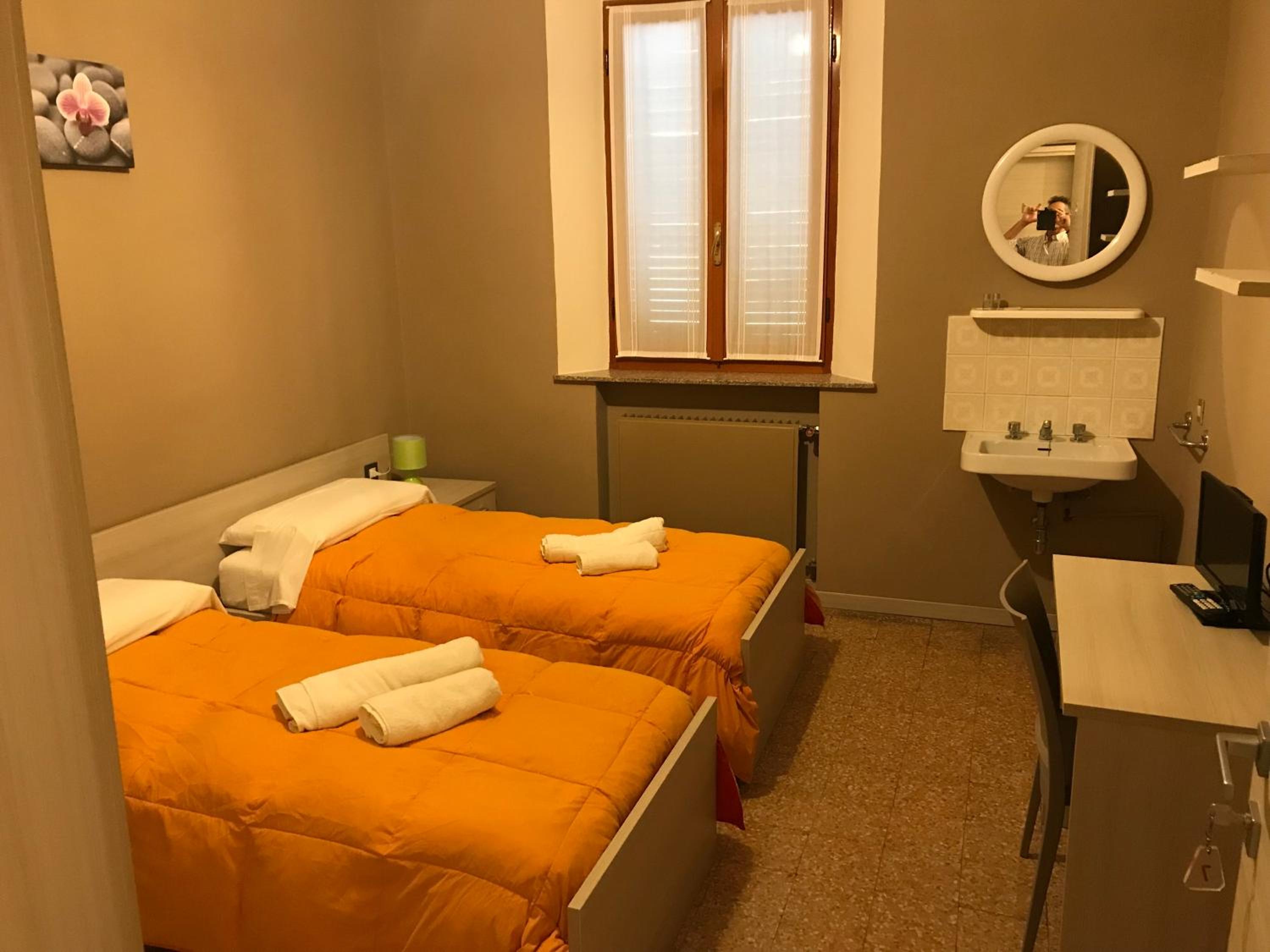 Budget Double or Twin Room - Photo 1