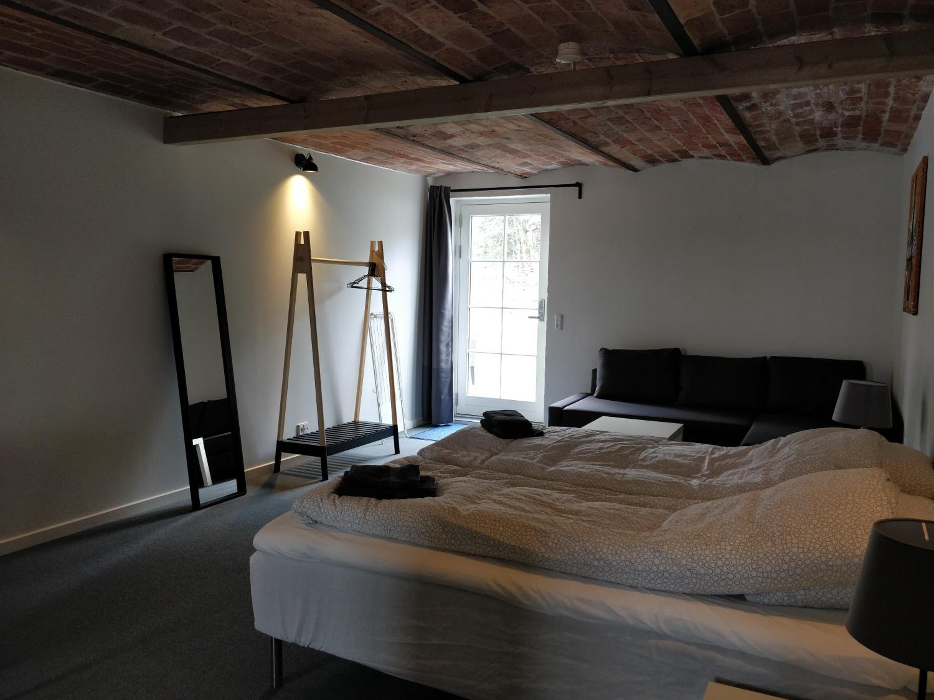Apartment - Photo 4