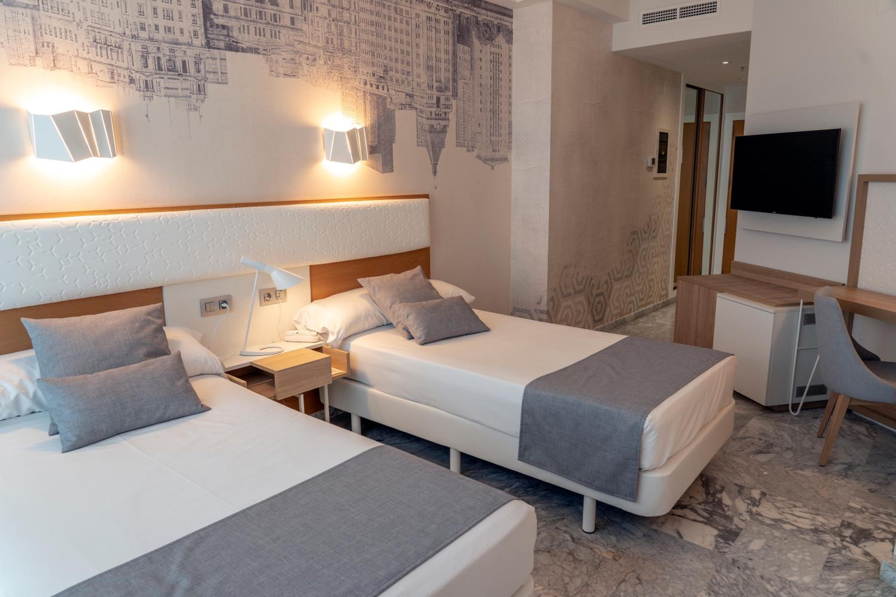 Comfort Double Room without Balcony (2 Adults)