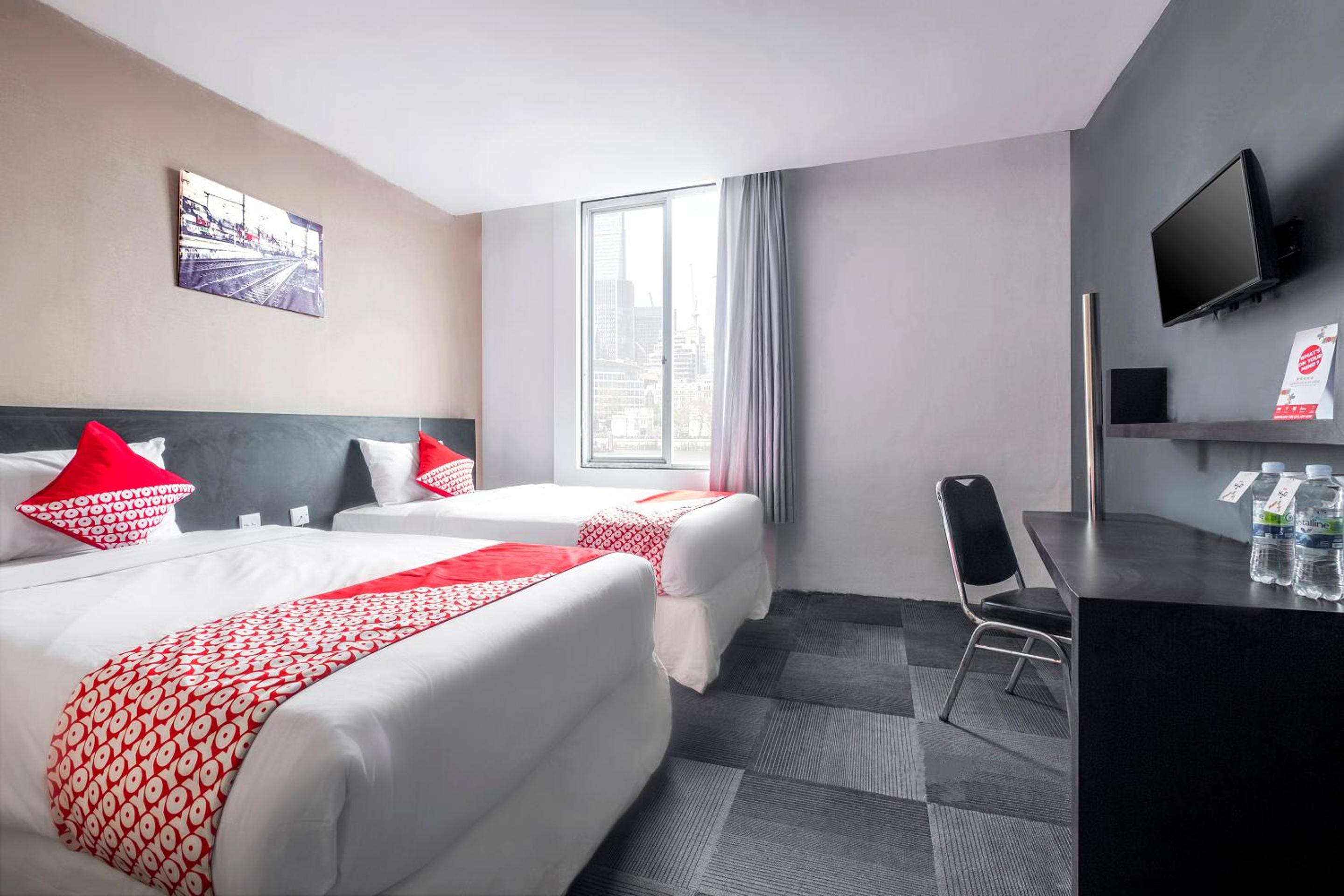 Standard Twin Room photo 1