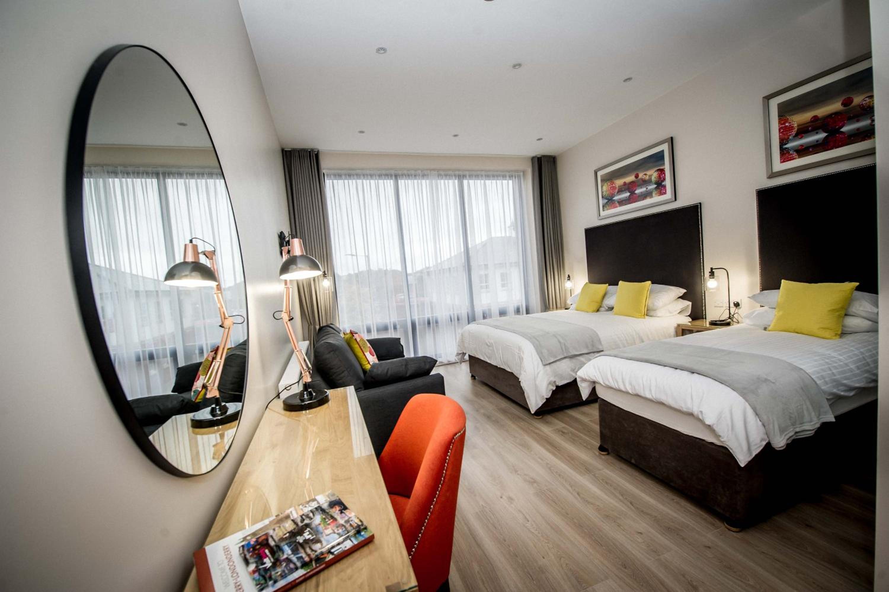 Superior Suite - Photo 4