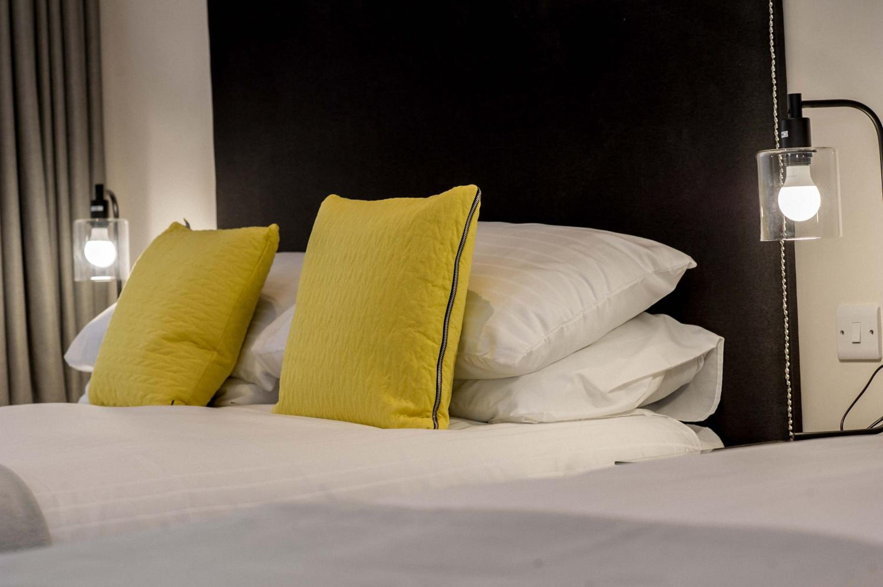 Superior Suite - Photo 14