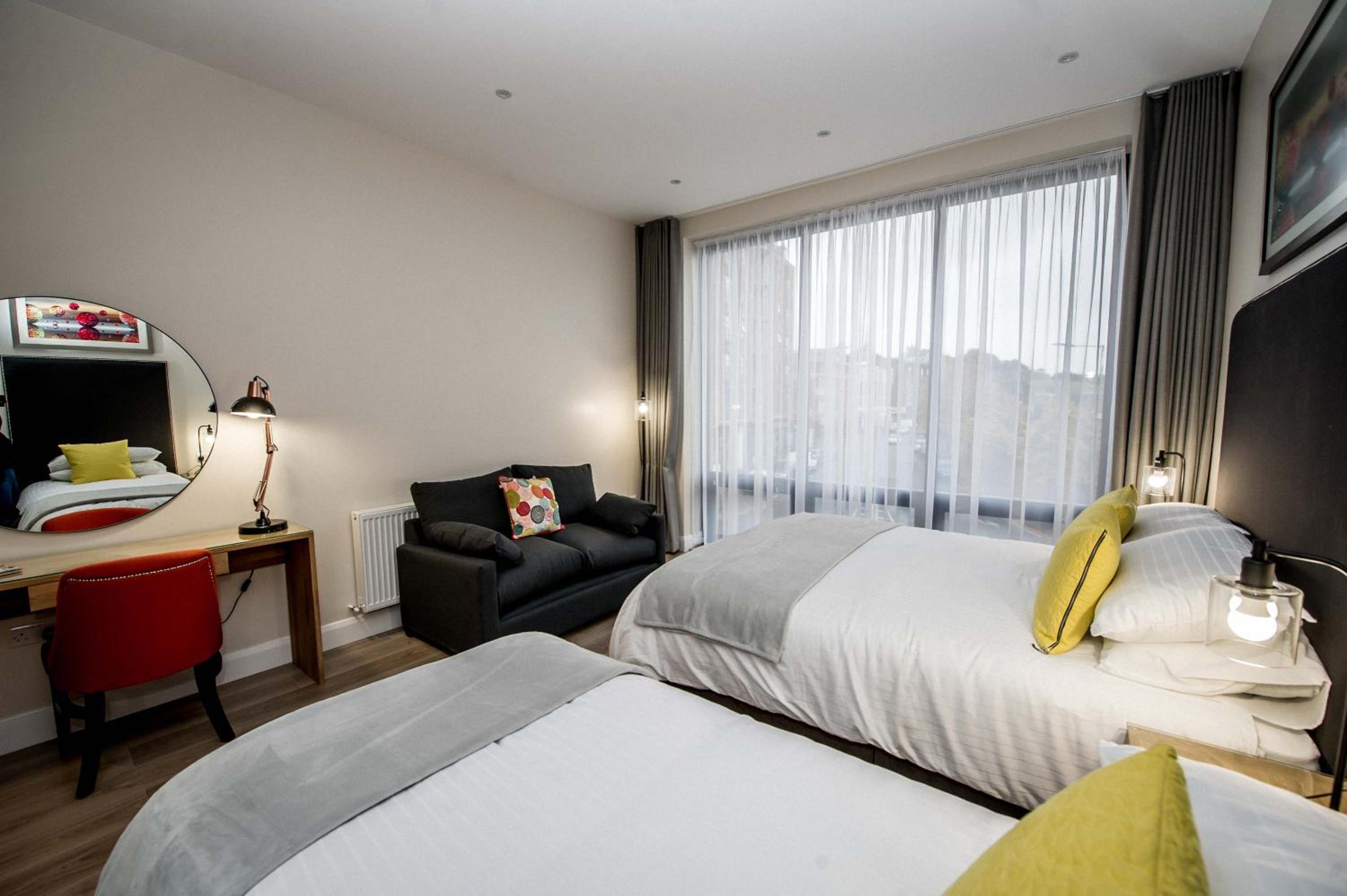 Superior Suite - Photo 2
