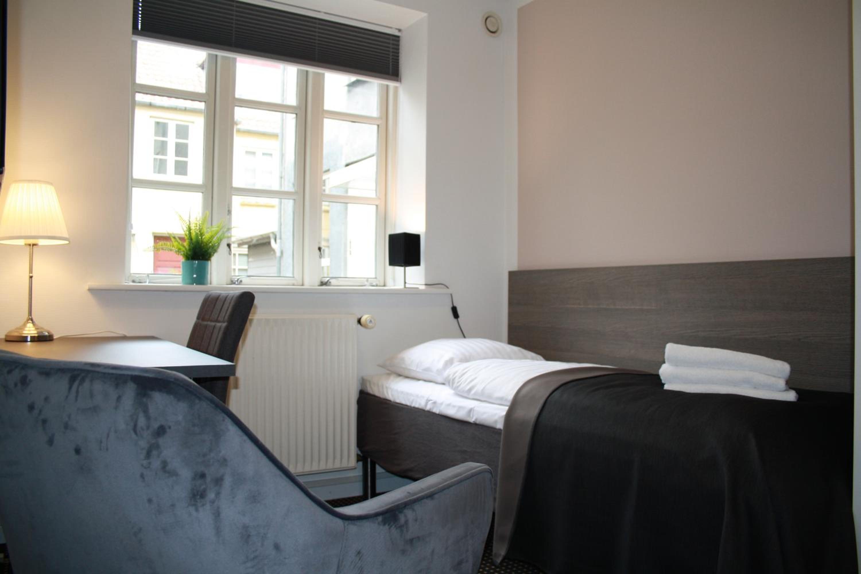 Single Room photo 3