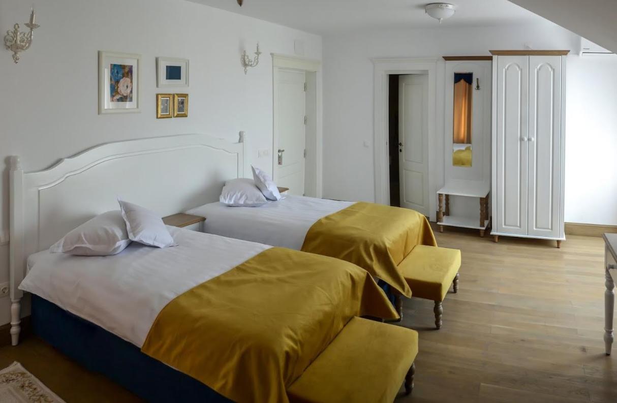 Double Room - Photo 4