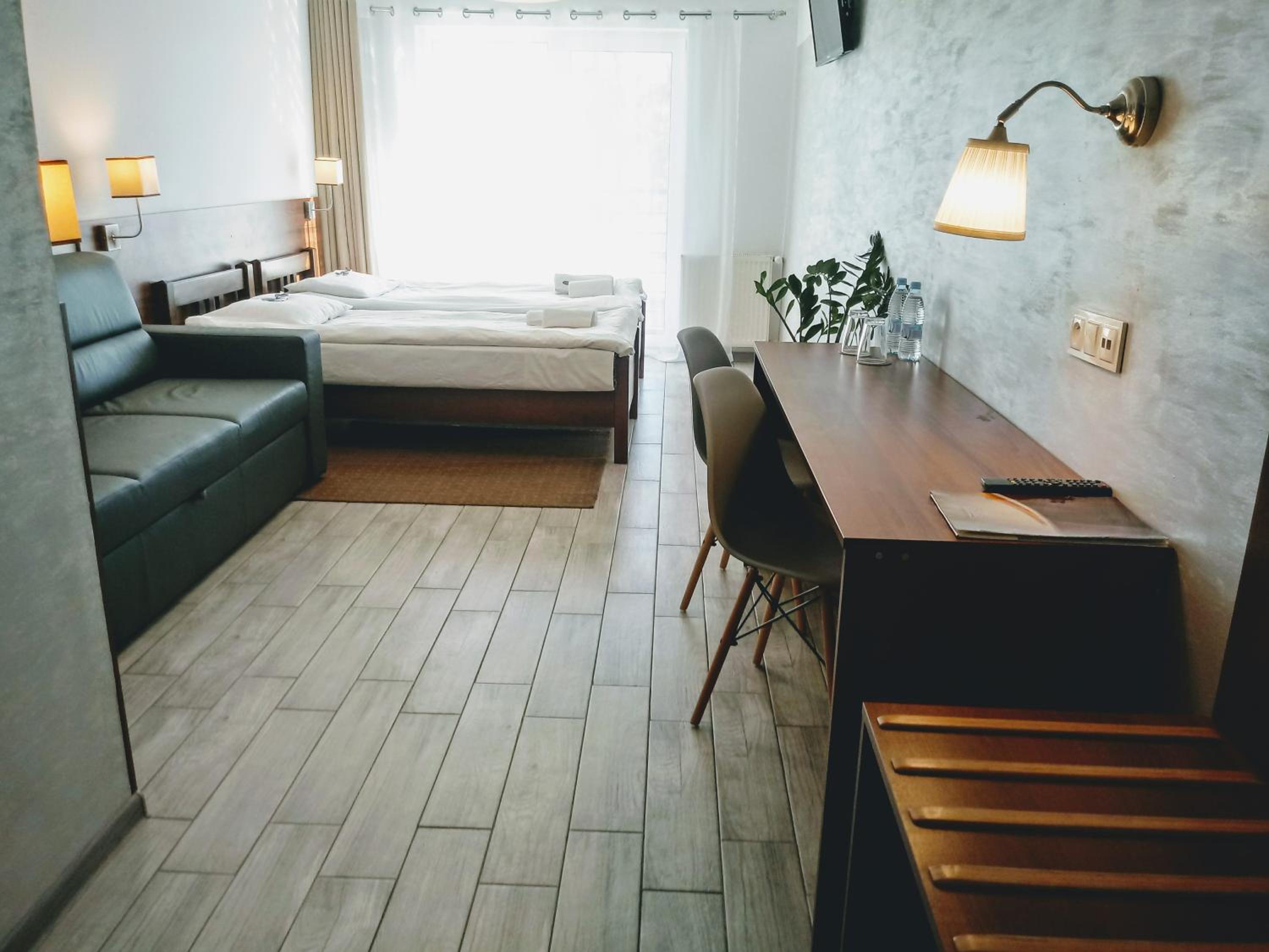 Quadruple Room - Photo 3