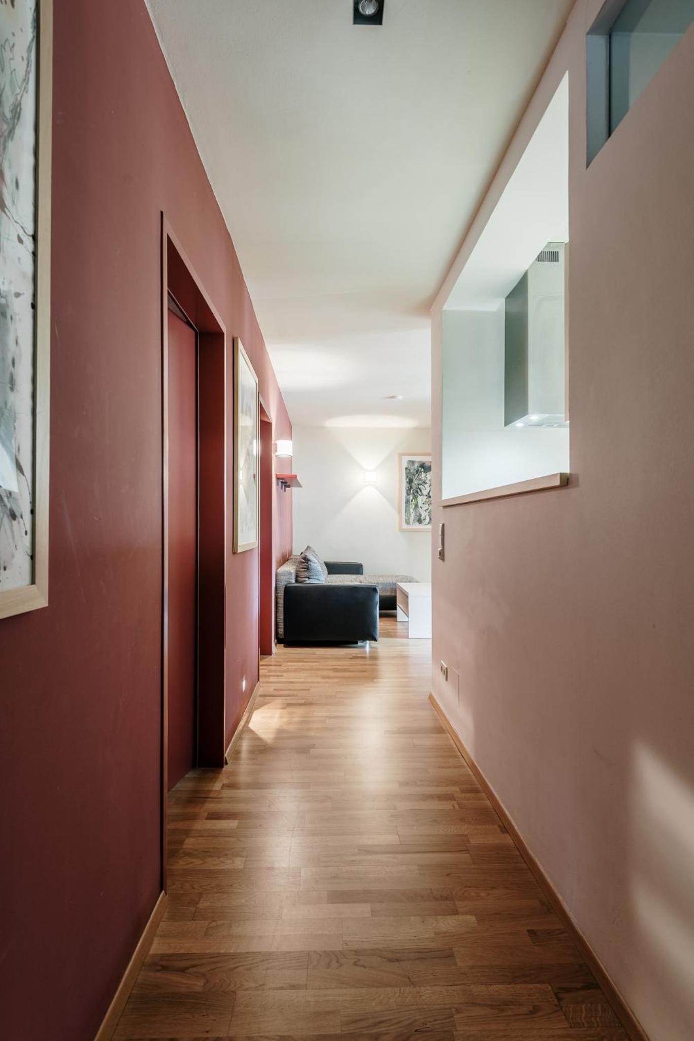 Luxury Two-Bedroom Apartment with Extra Bed photo 3