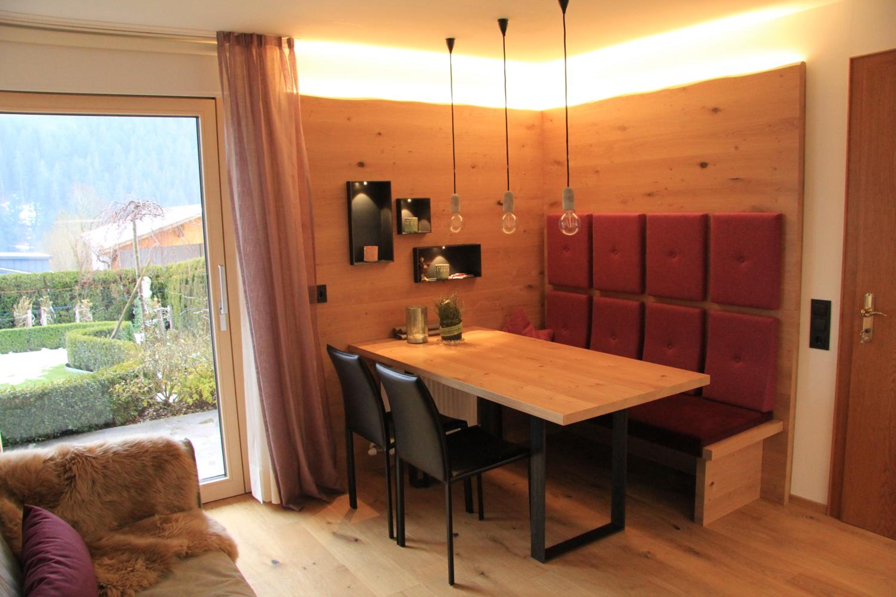 One-Bedroom Apartment photo 3