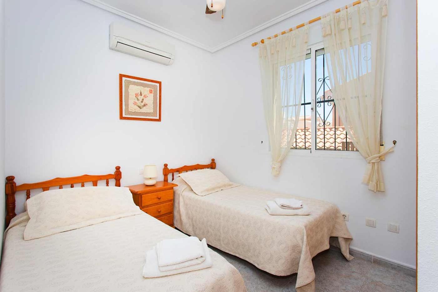 Villa de Tres Habitaciones