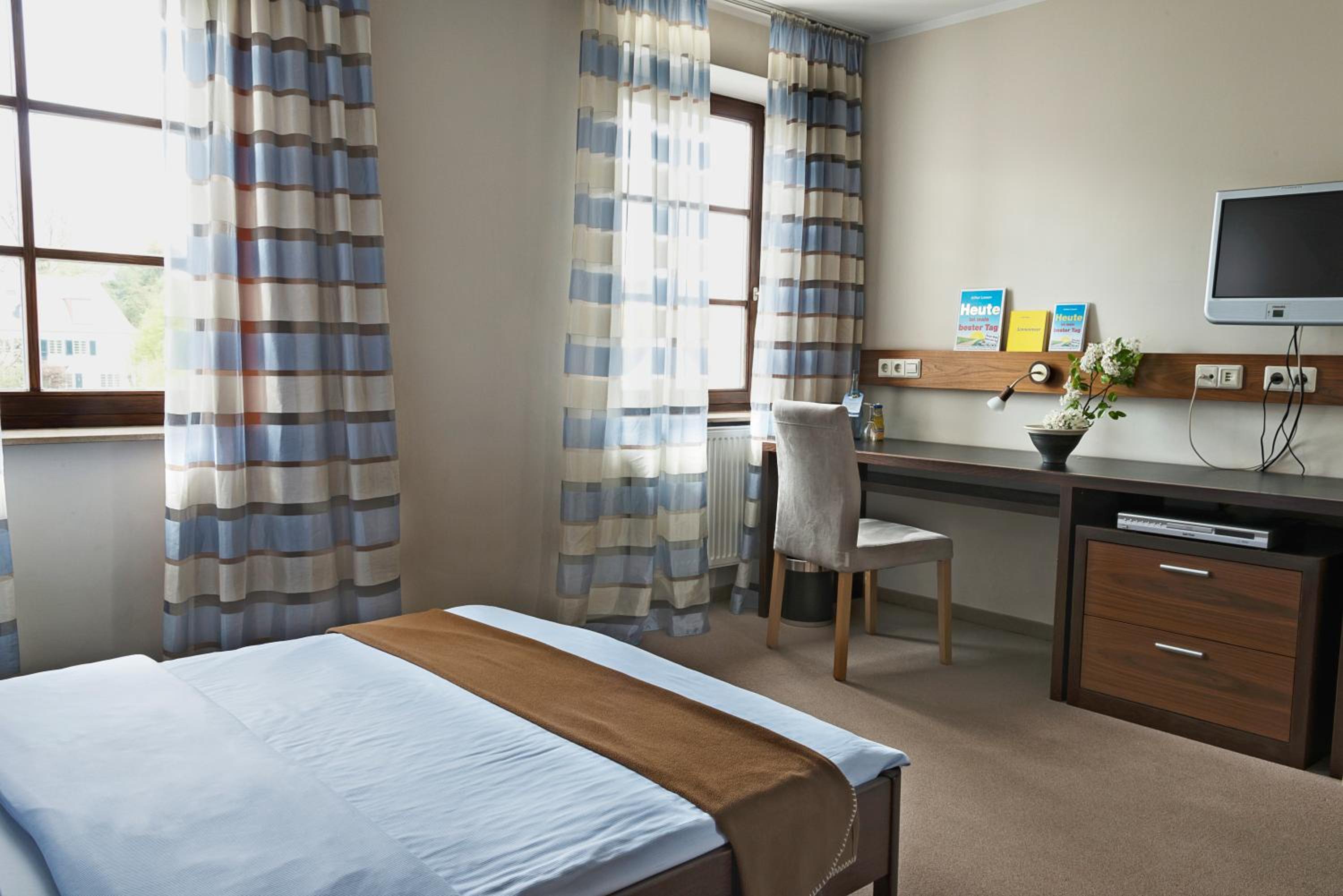 Standard Single Room photo 2