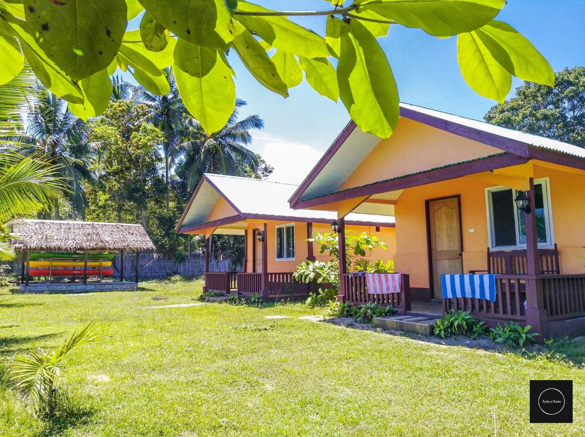 Bungalow - Beach Front - Photo 19