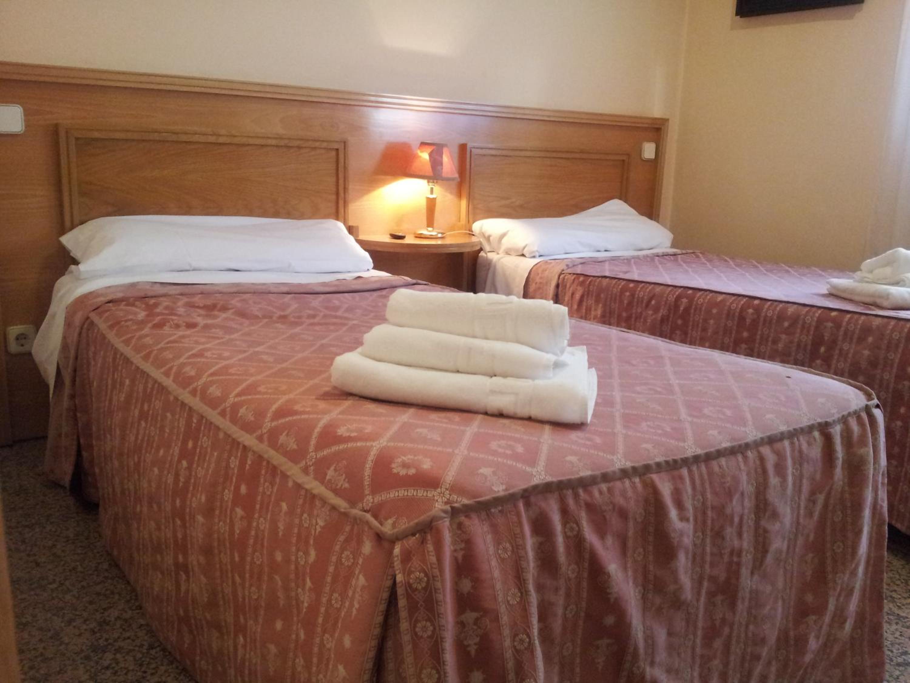 Standard Room (Advance Purchase) - Photo 24