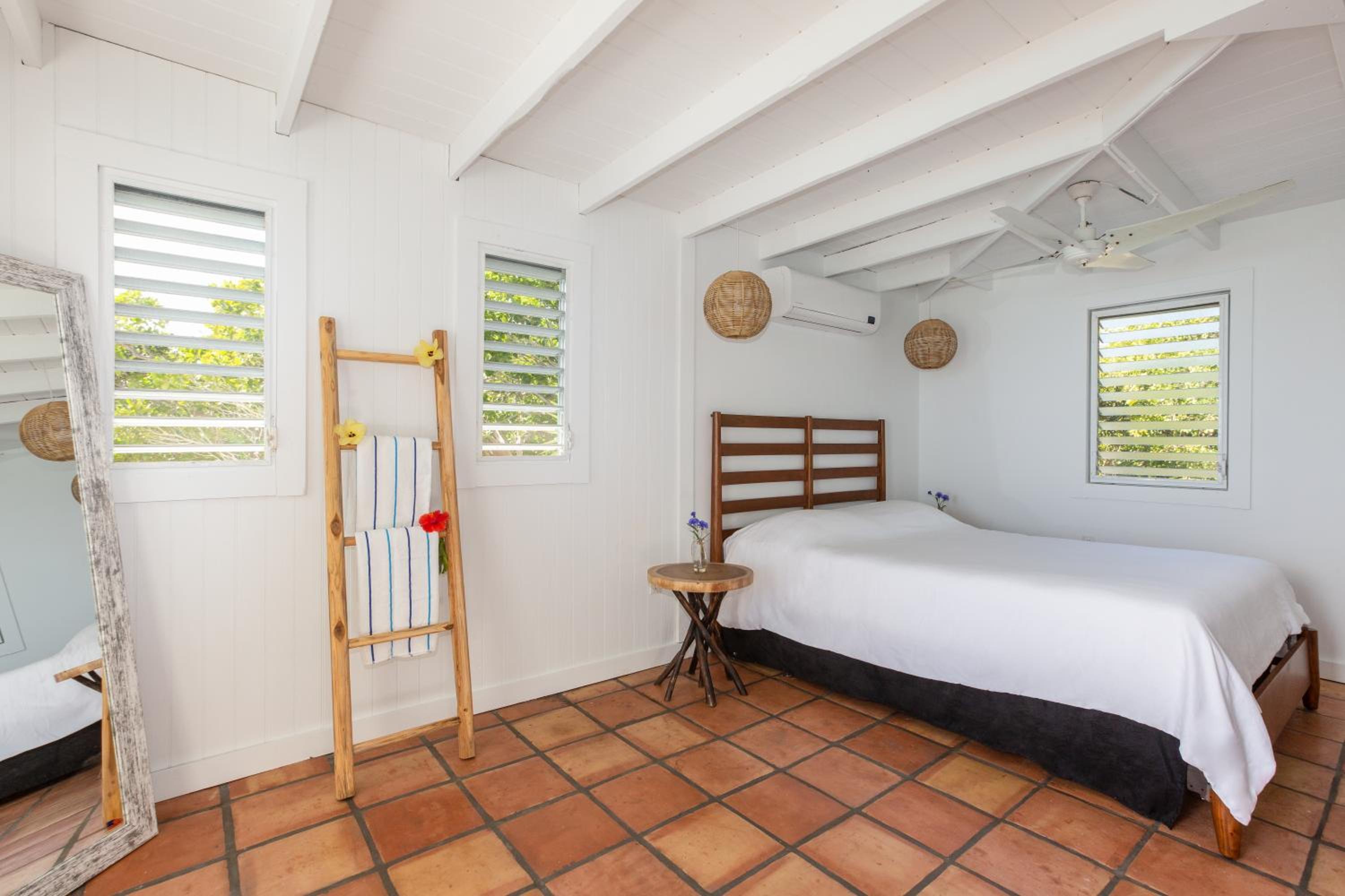 UNIT4 Allamanda 1 Bedroom Cottage