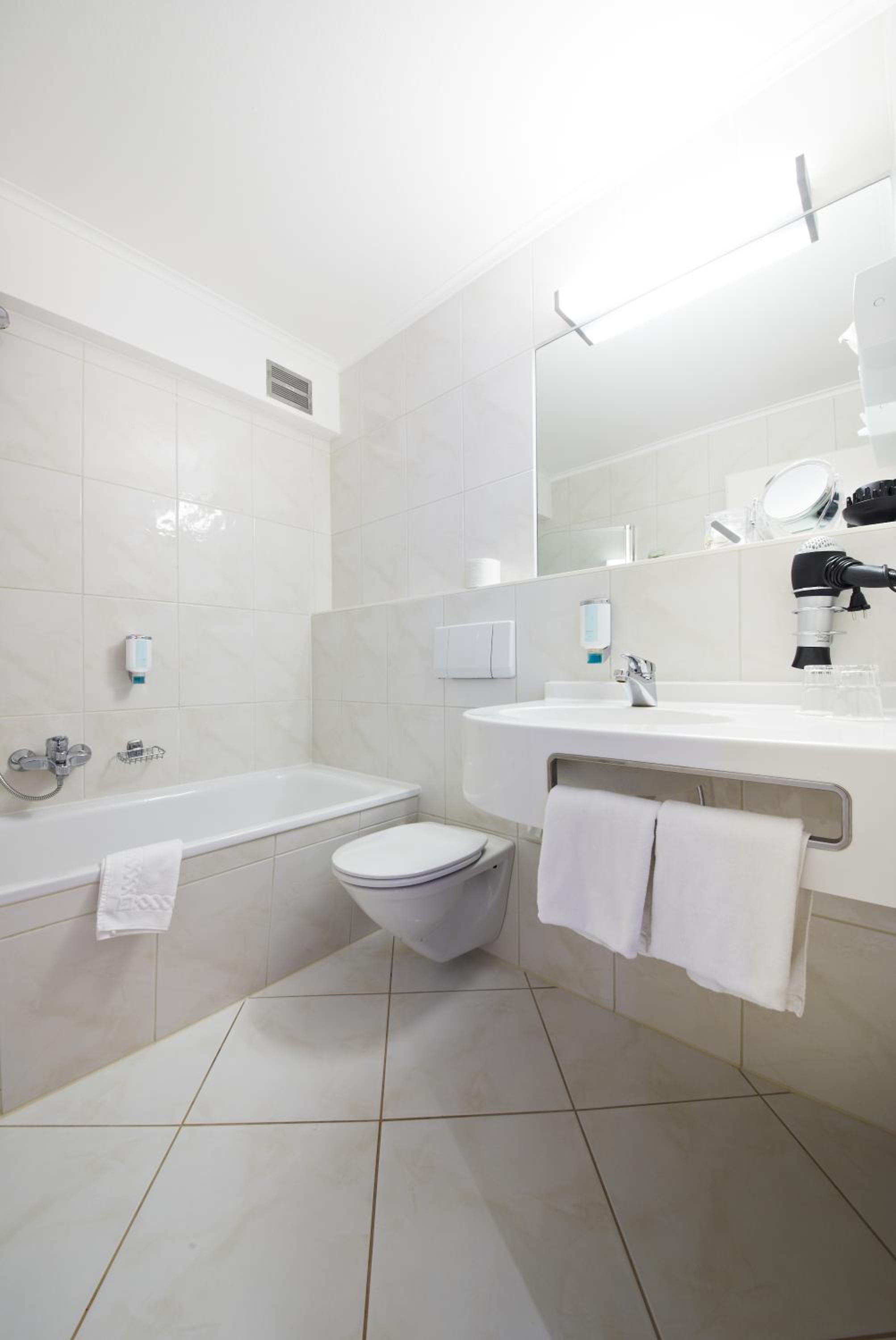 Superior Double Room - Photo 3