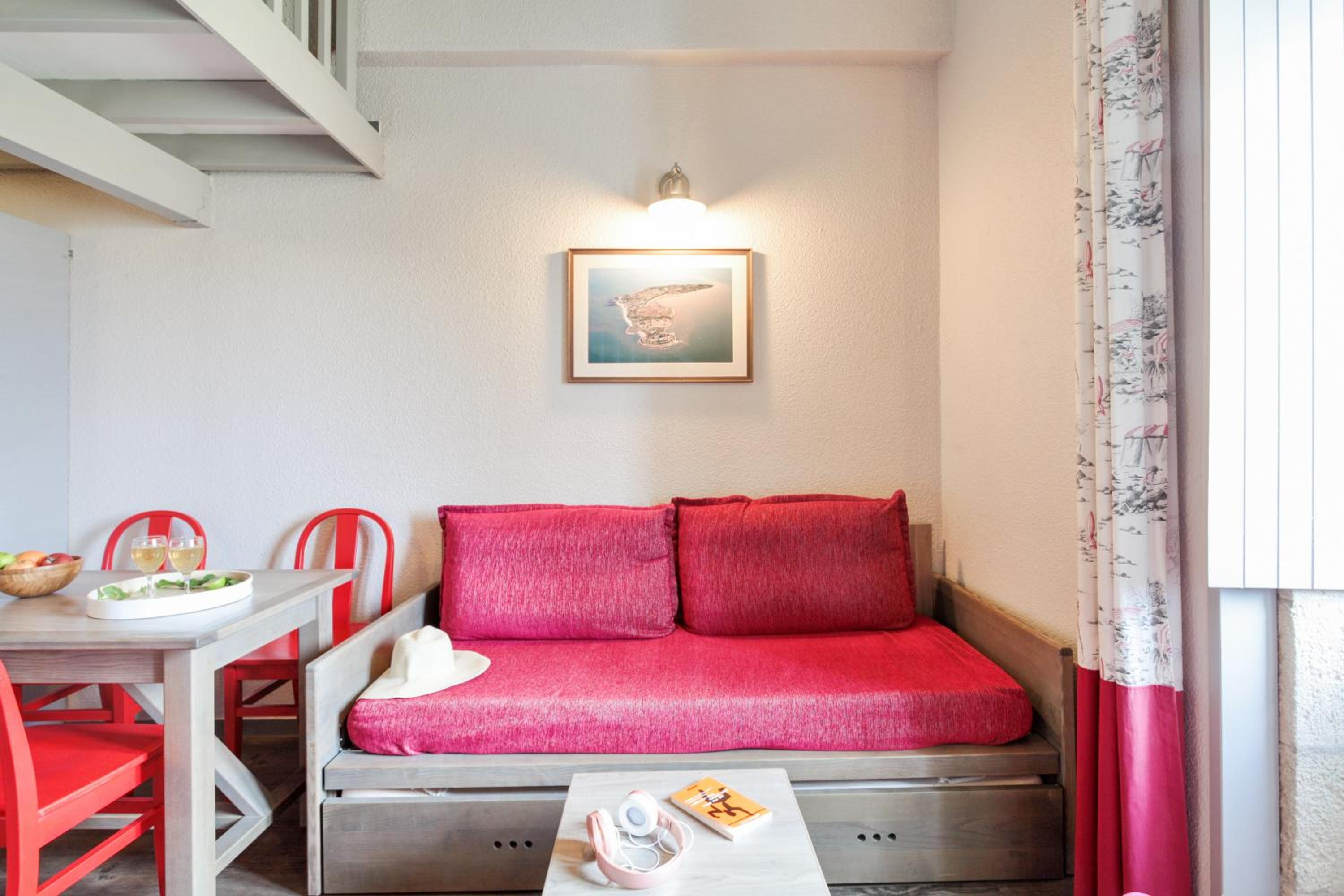 Studio with Mezzanine (4 People) photo 2