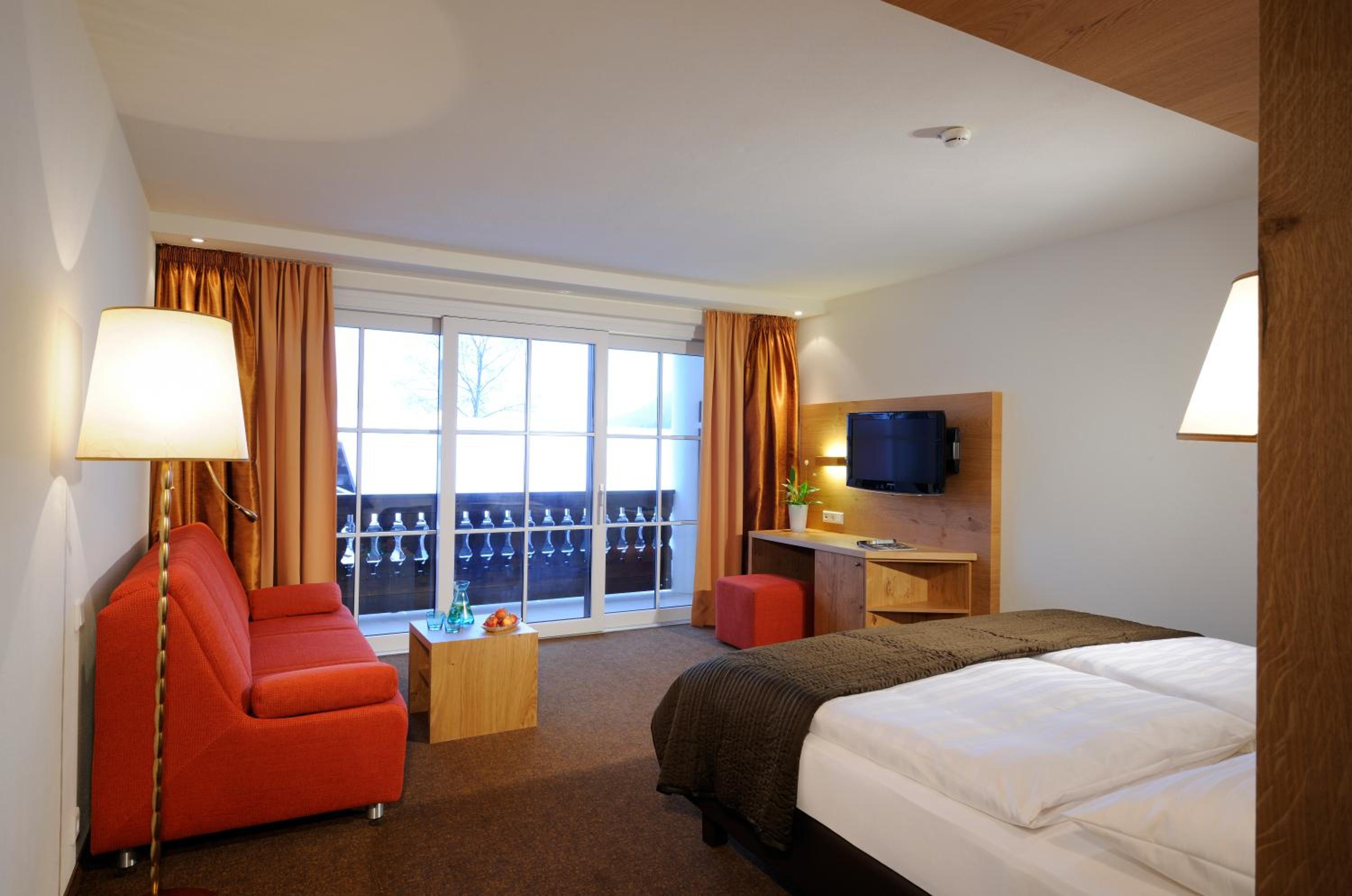 Deluxe Double or Twin Room - Photo 1