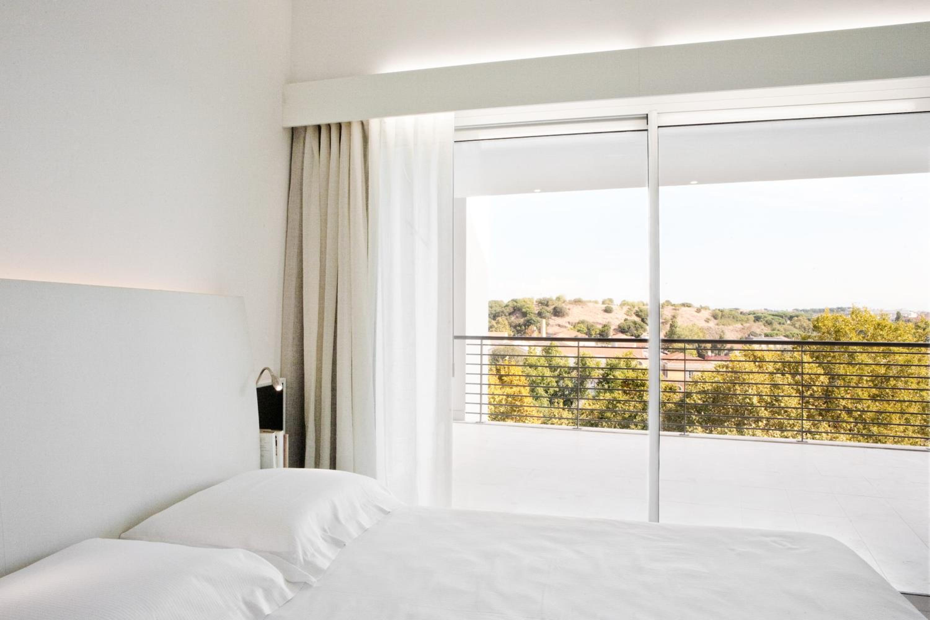 Classic Double Room with Balcony photo 1