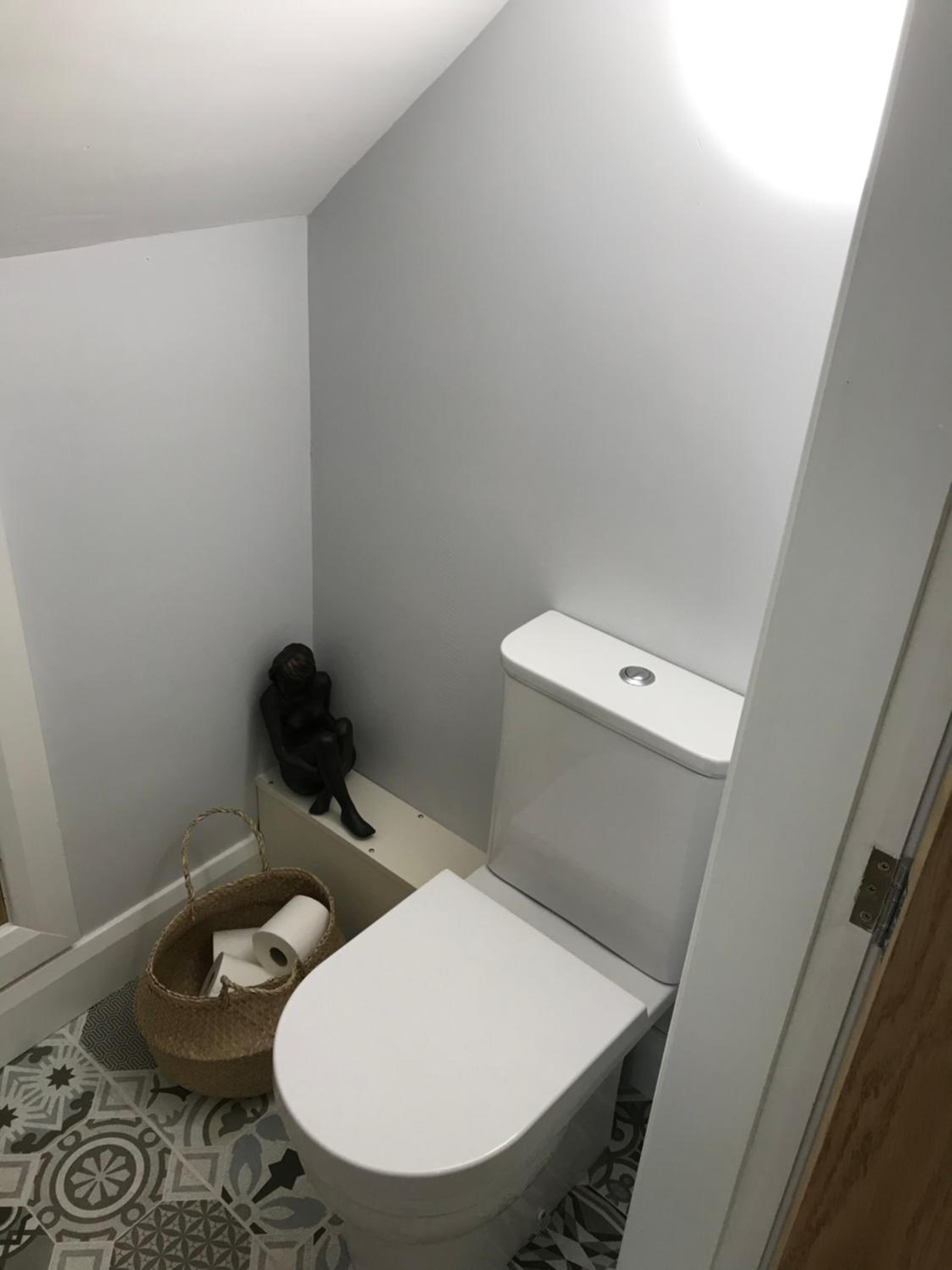 One-Bedroom Apartment - Photo 2
