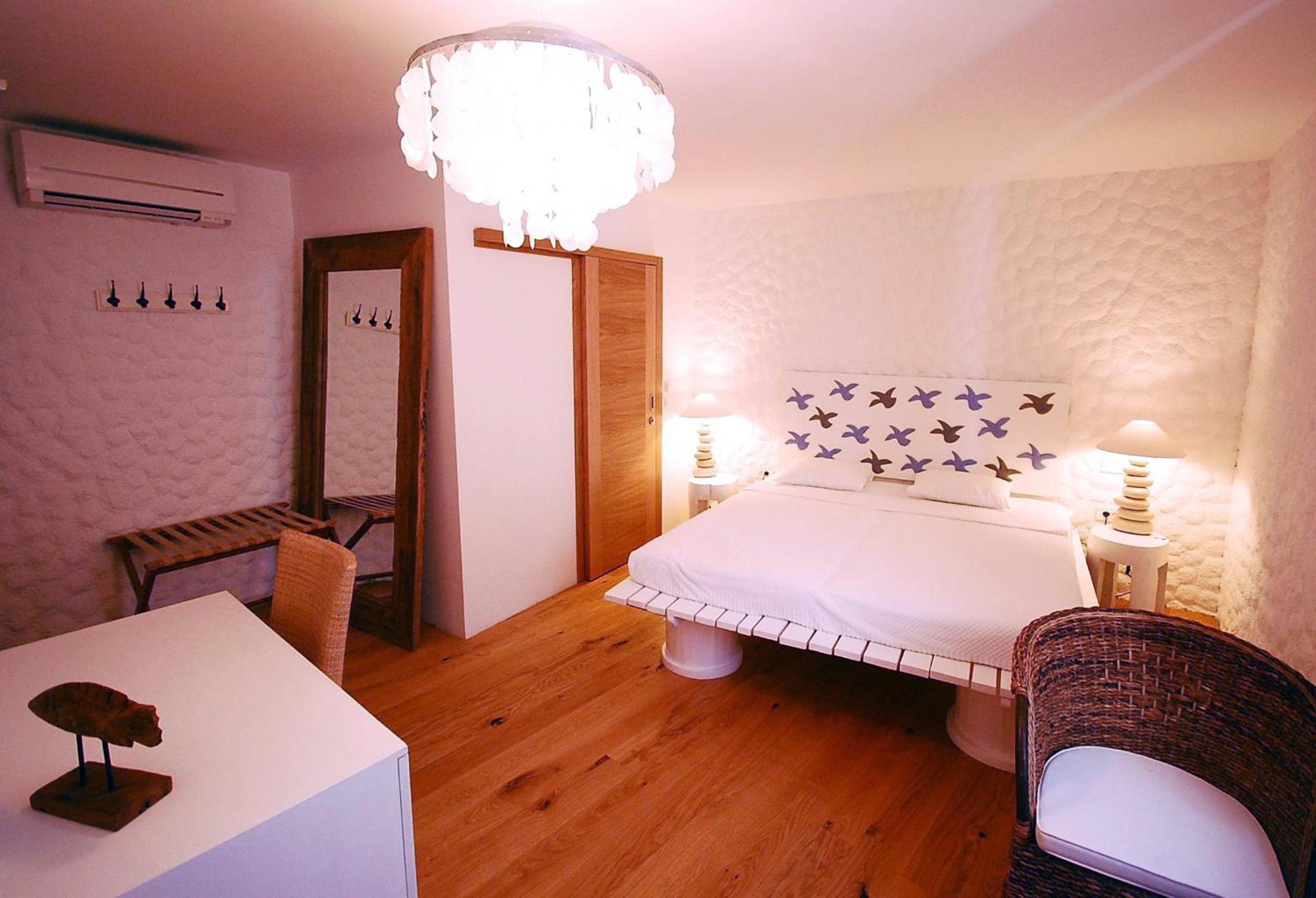 Superior Double Room - Photo 1