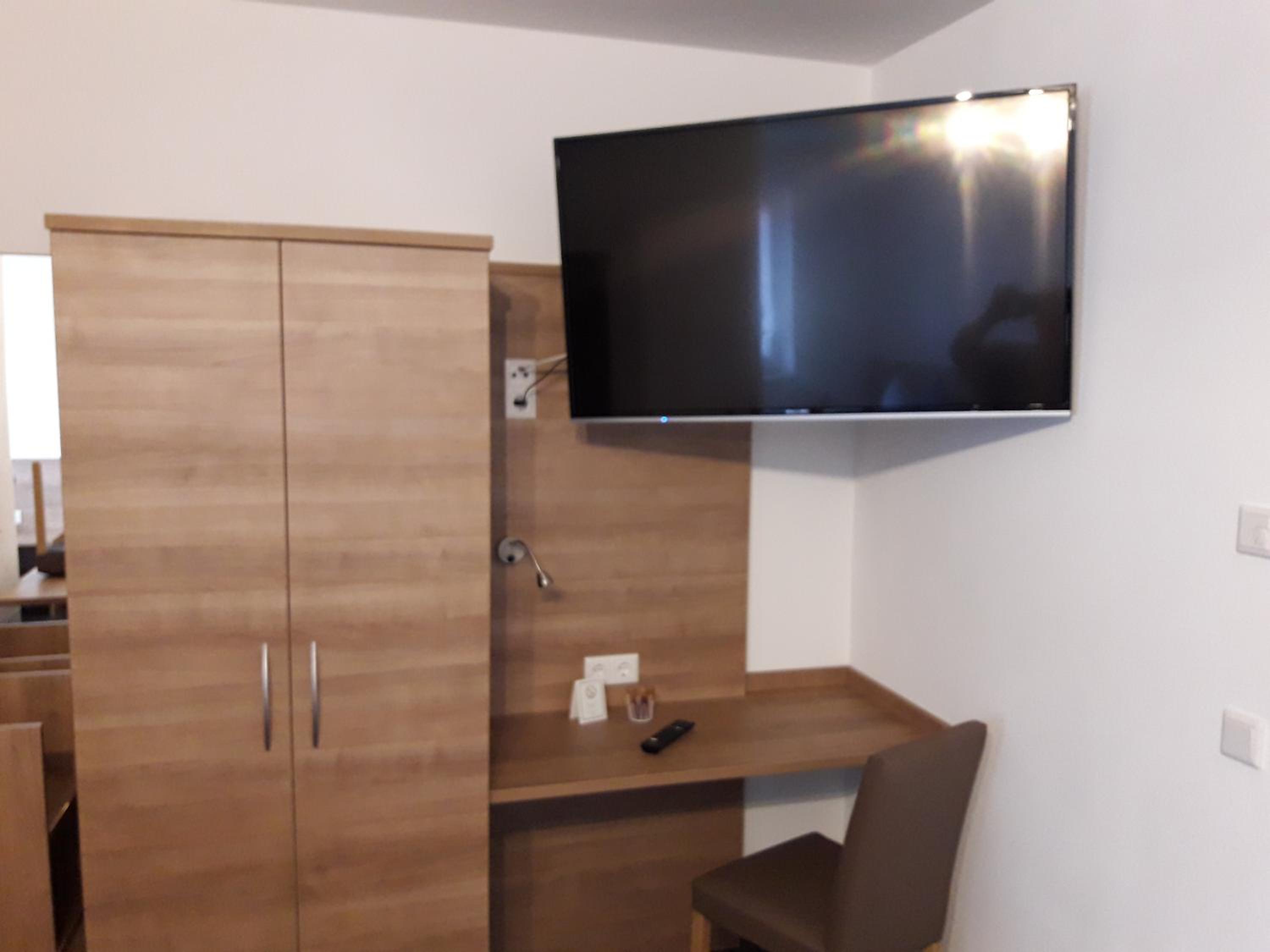 Superior Triple Room - Photo 6