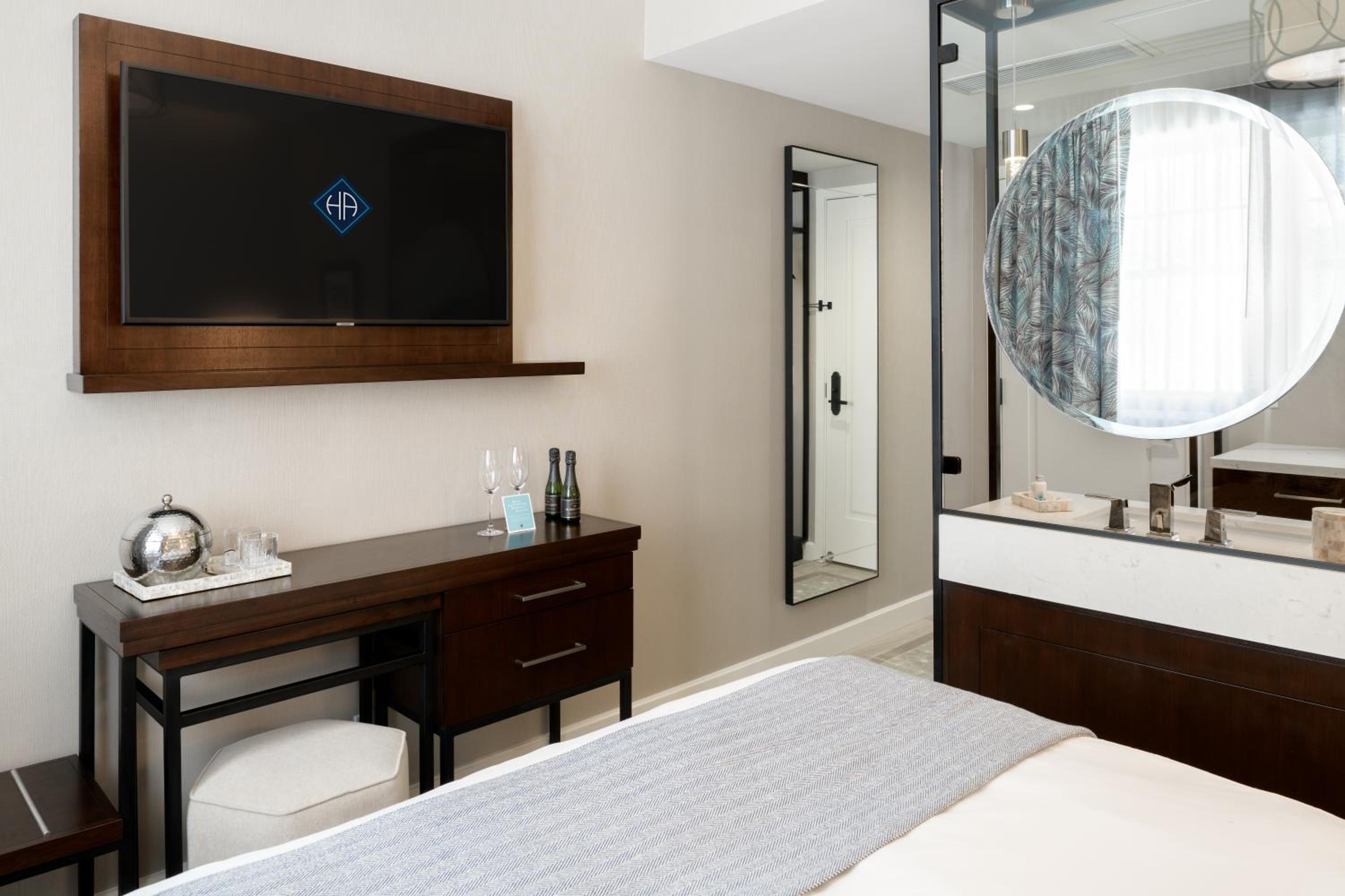 Queen Room - Photo 1