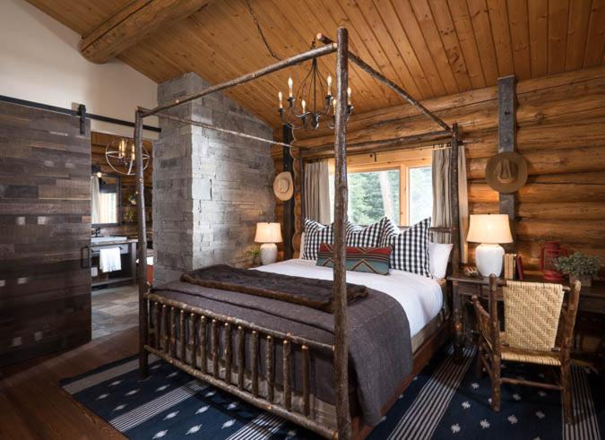 Coyote Cabin