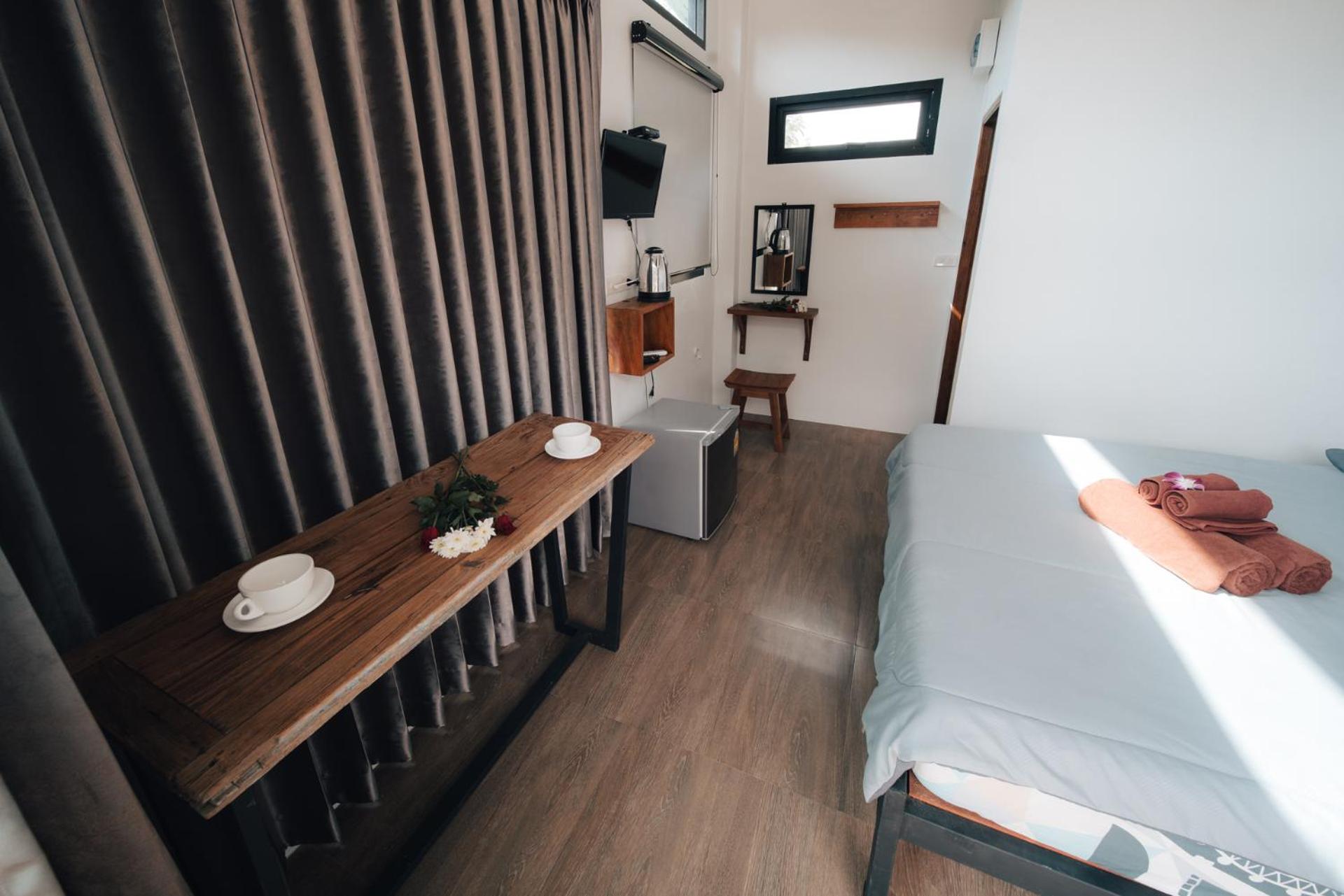 Small Double Room - Photo 2