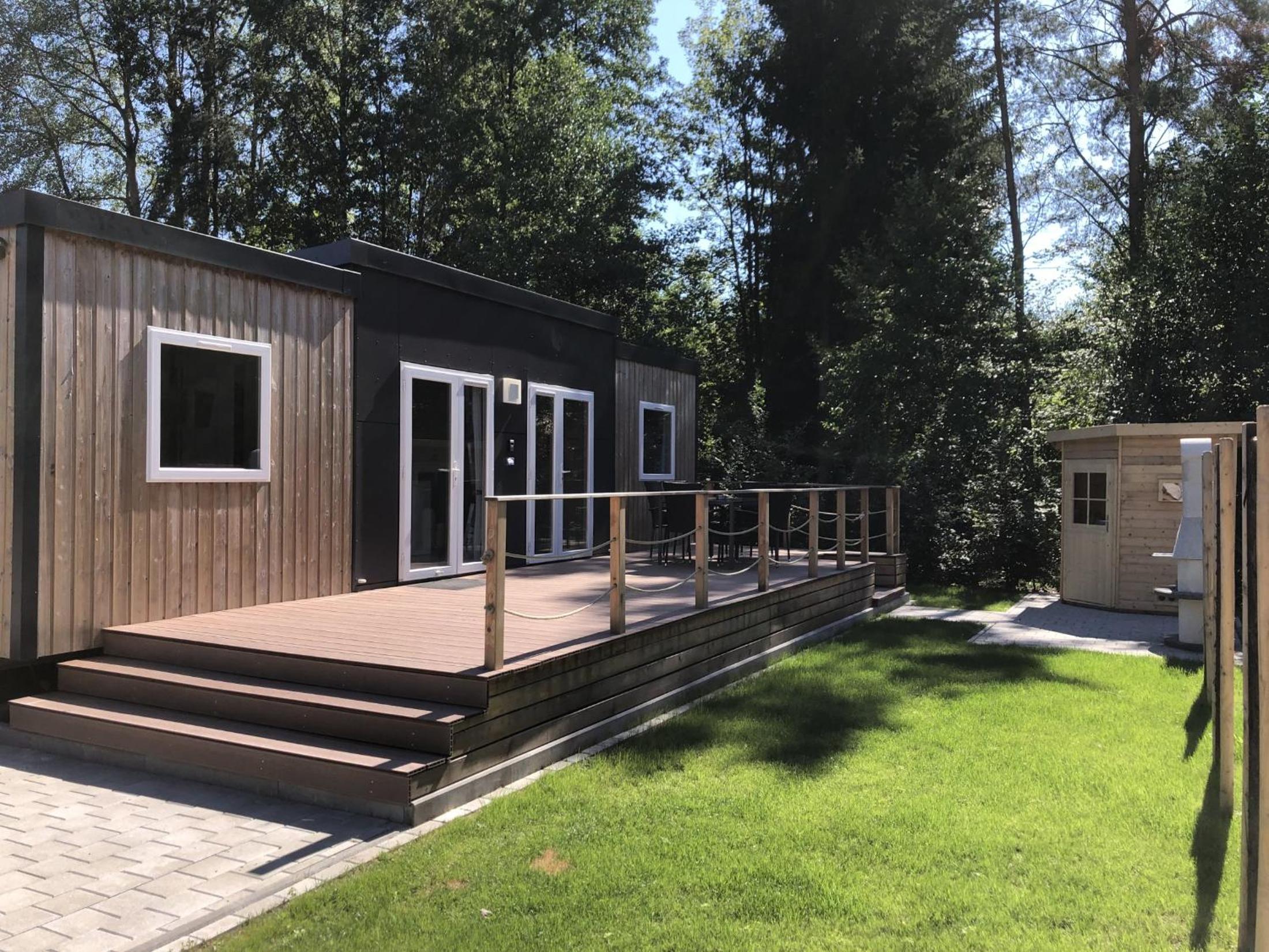 Mobile Home photo 3