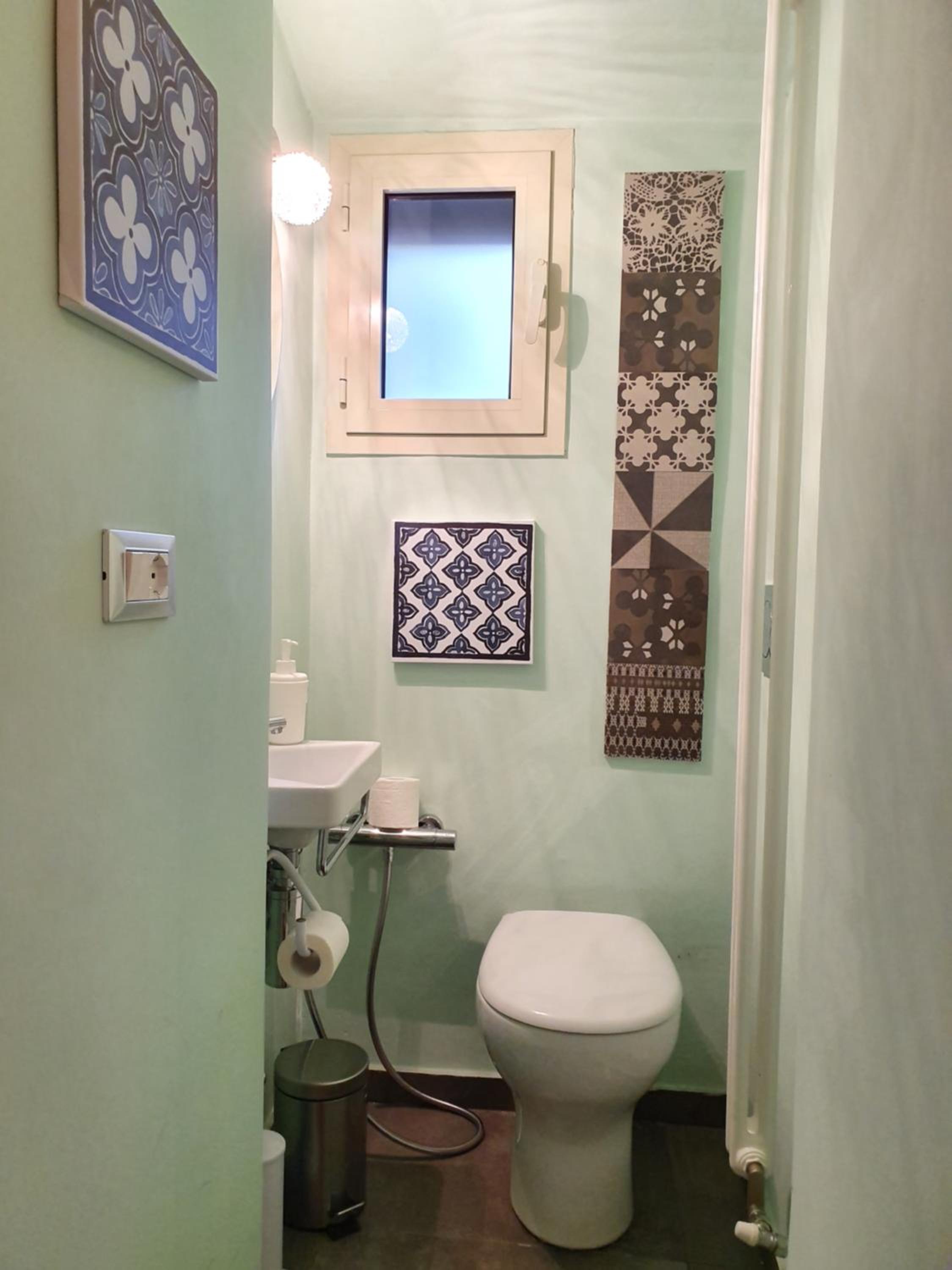 Two-Bedroom Apartment - Photo 9