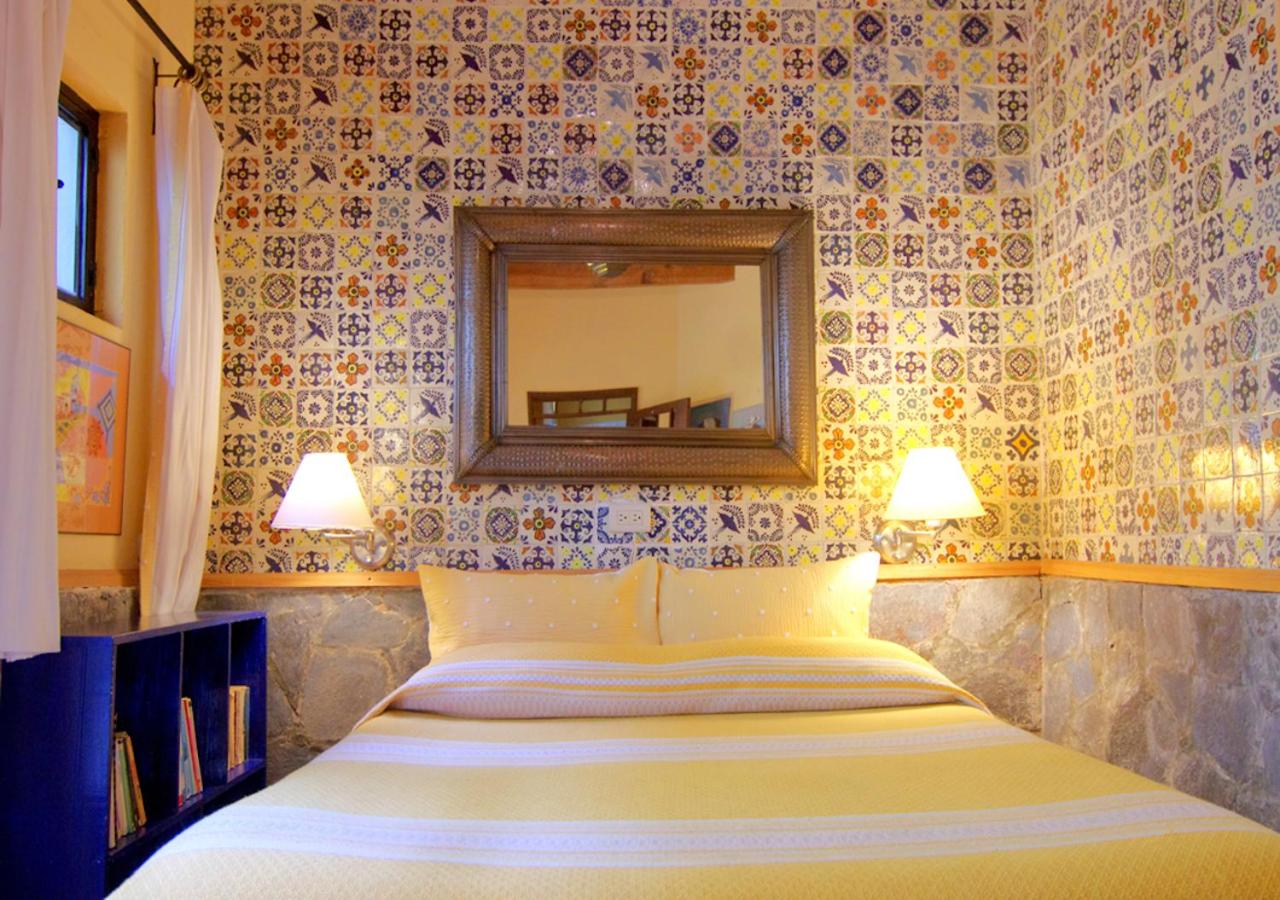 Standard Queen Room - Photo 4