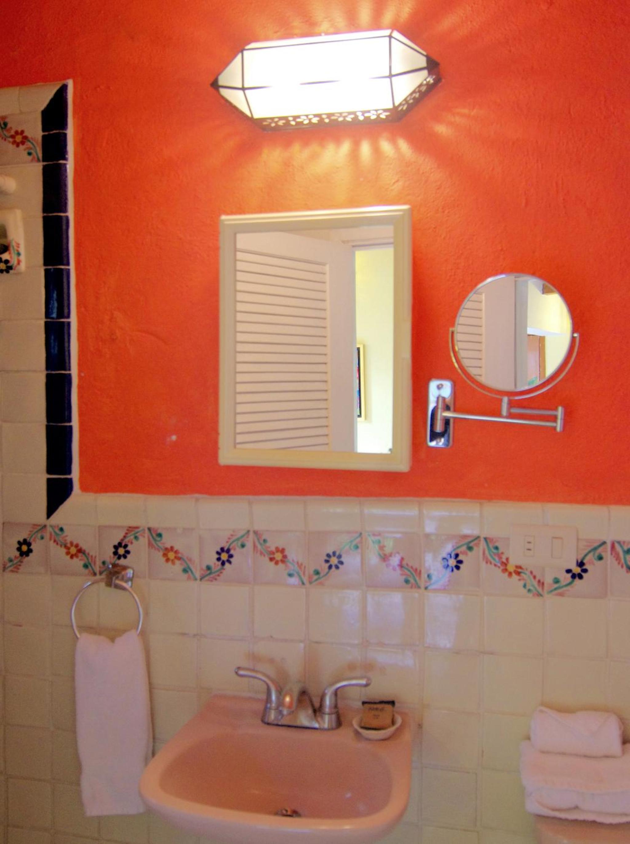 Queen Room - Photo 2