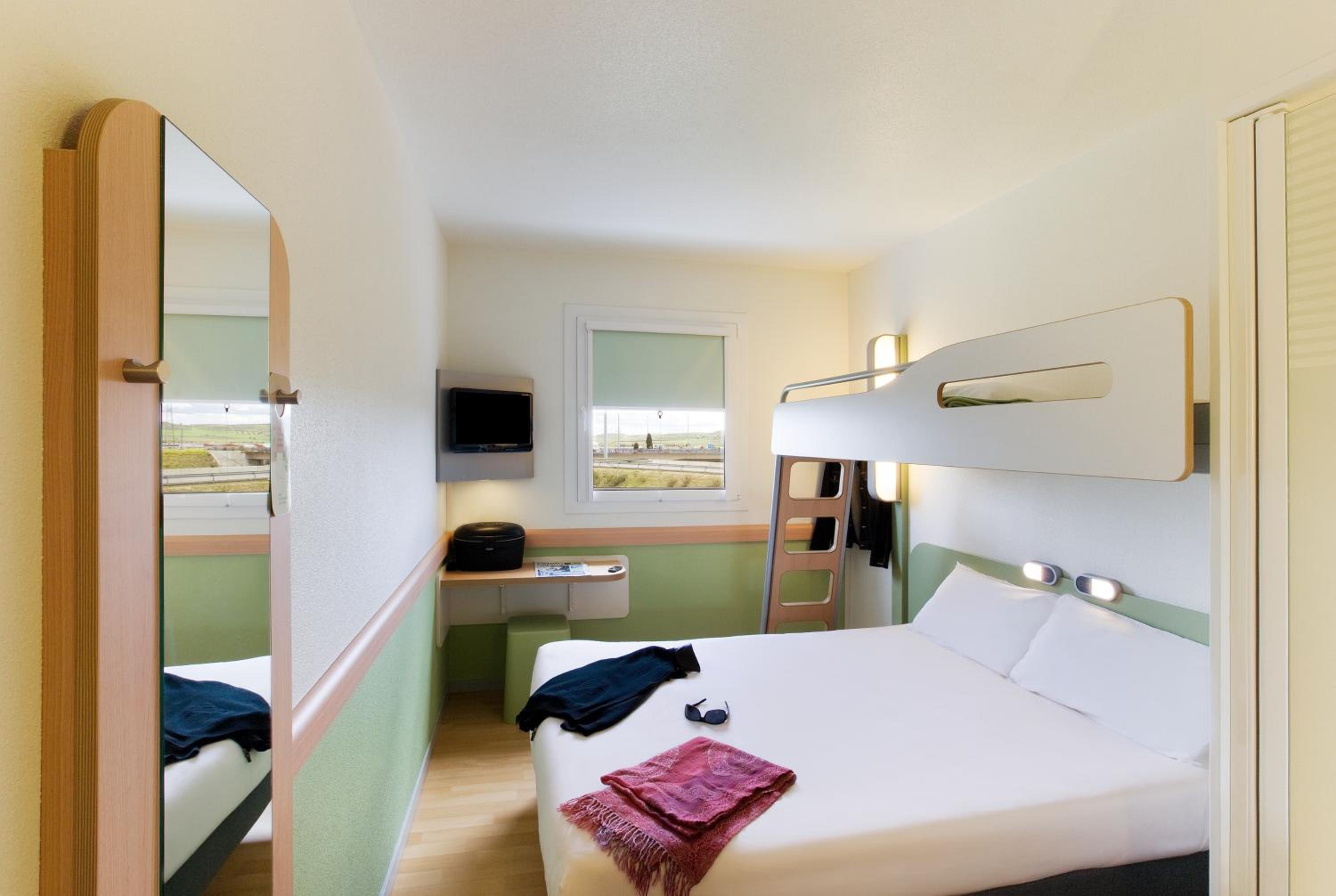 Double Room with Single Bed  - Photo 2