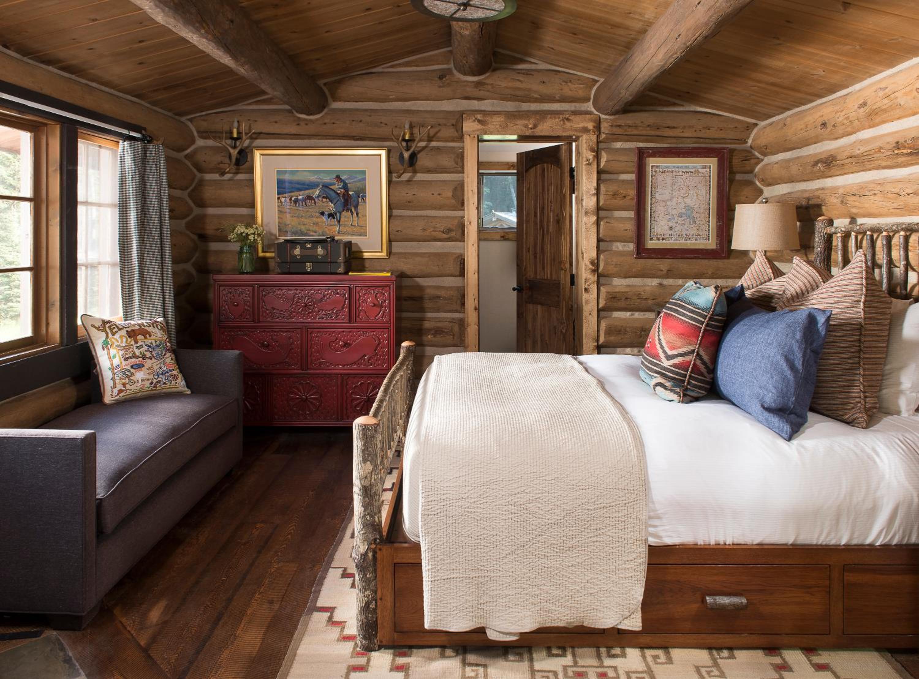 Chipmunk Cabin photo 1