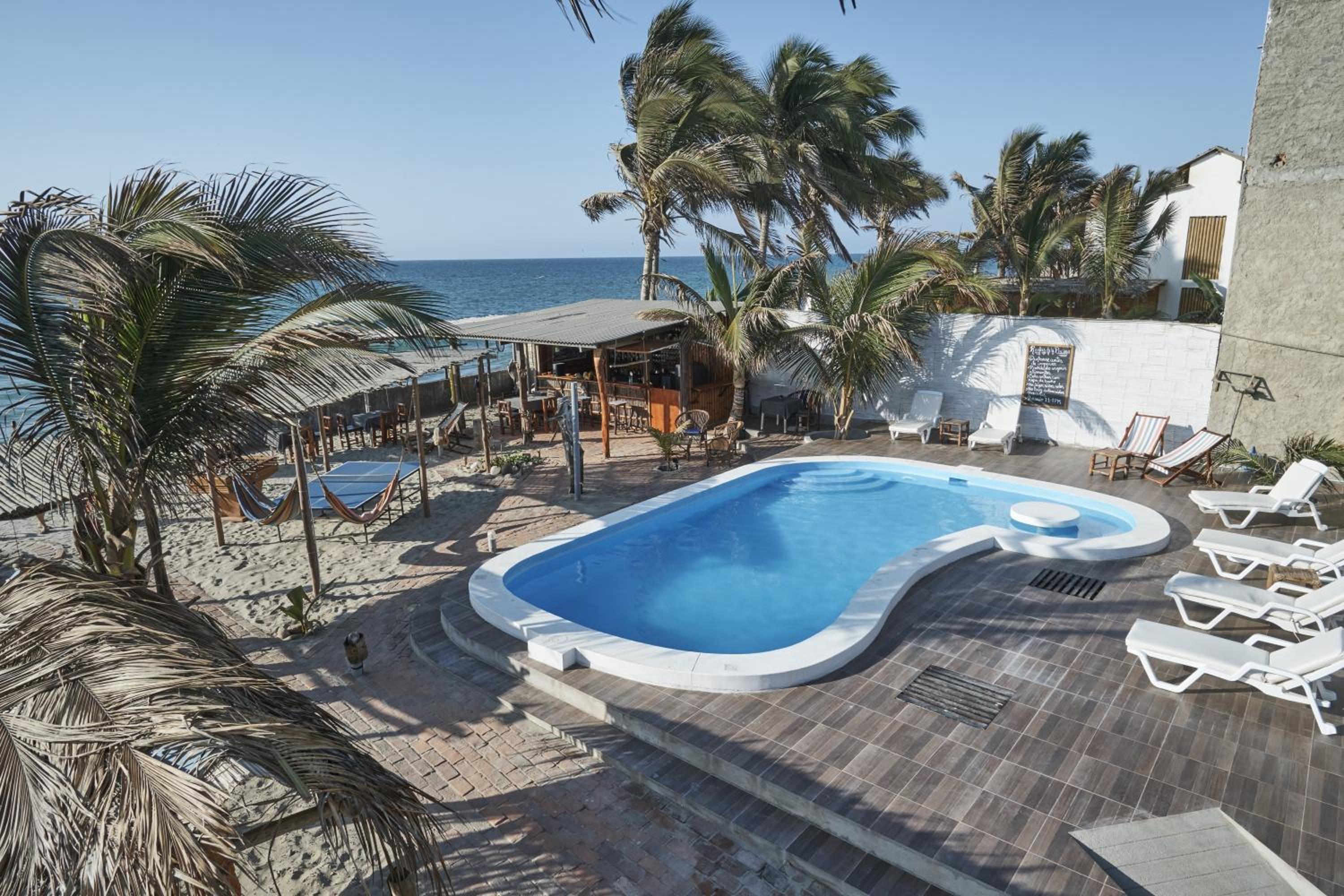 Deluxe Double Room with Balcony and Sea View photo 3
