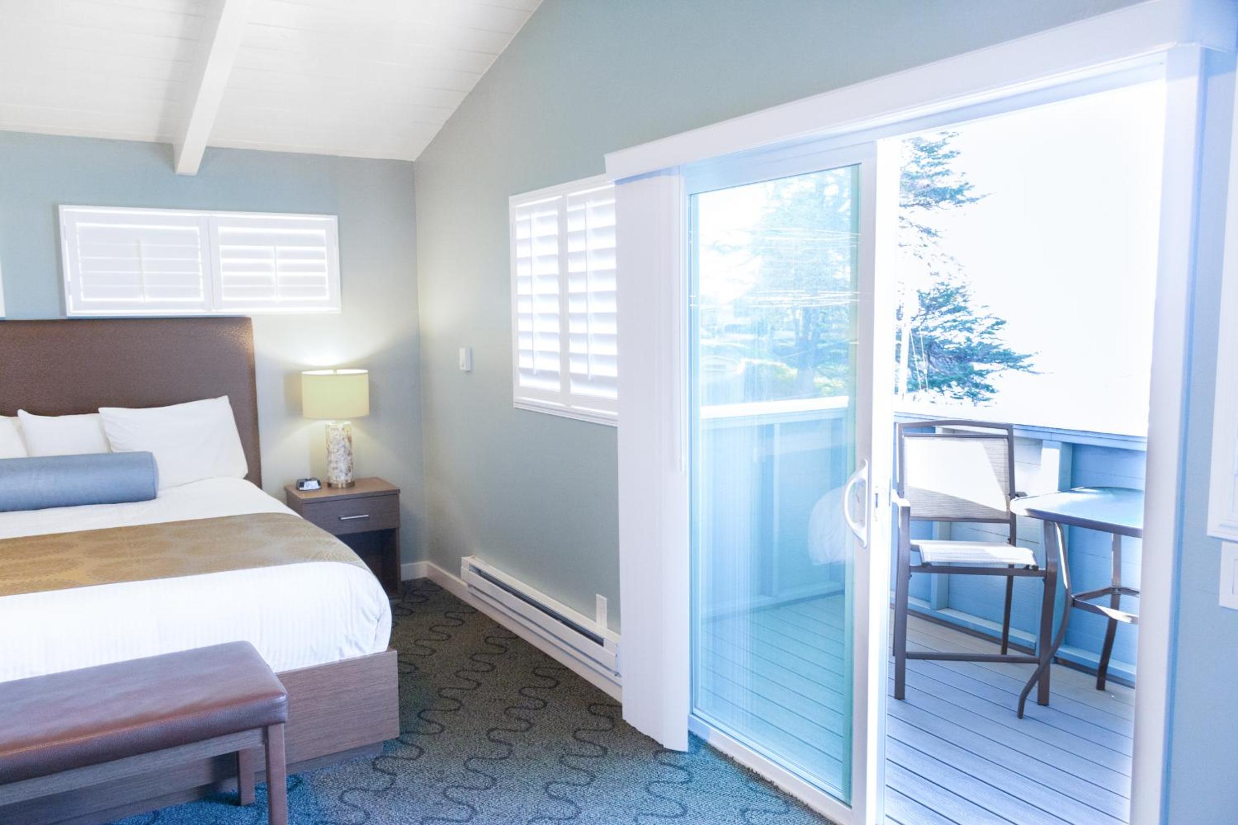 Captains Quarters (12), Ocean View King - No Pets - Photo 6