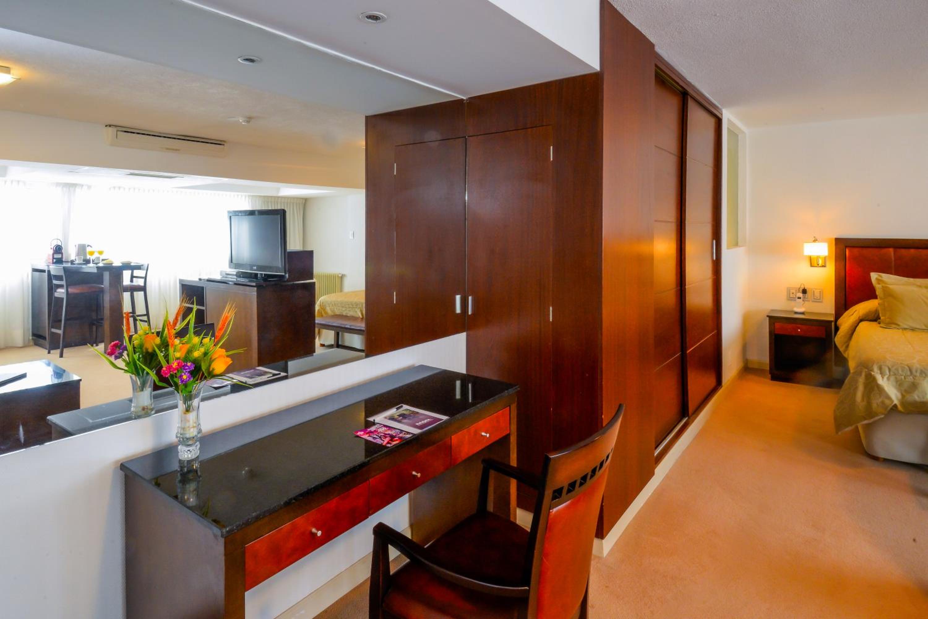 Superior Suite photo 3