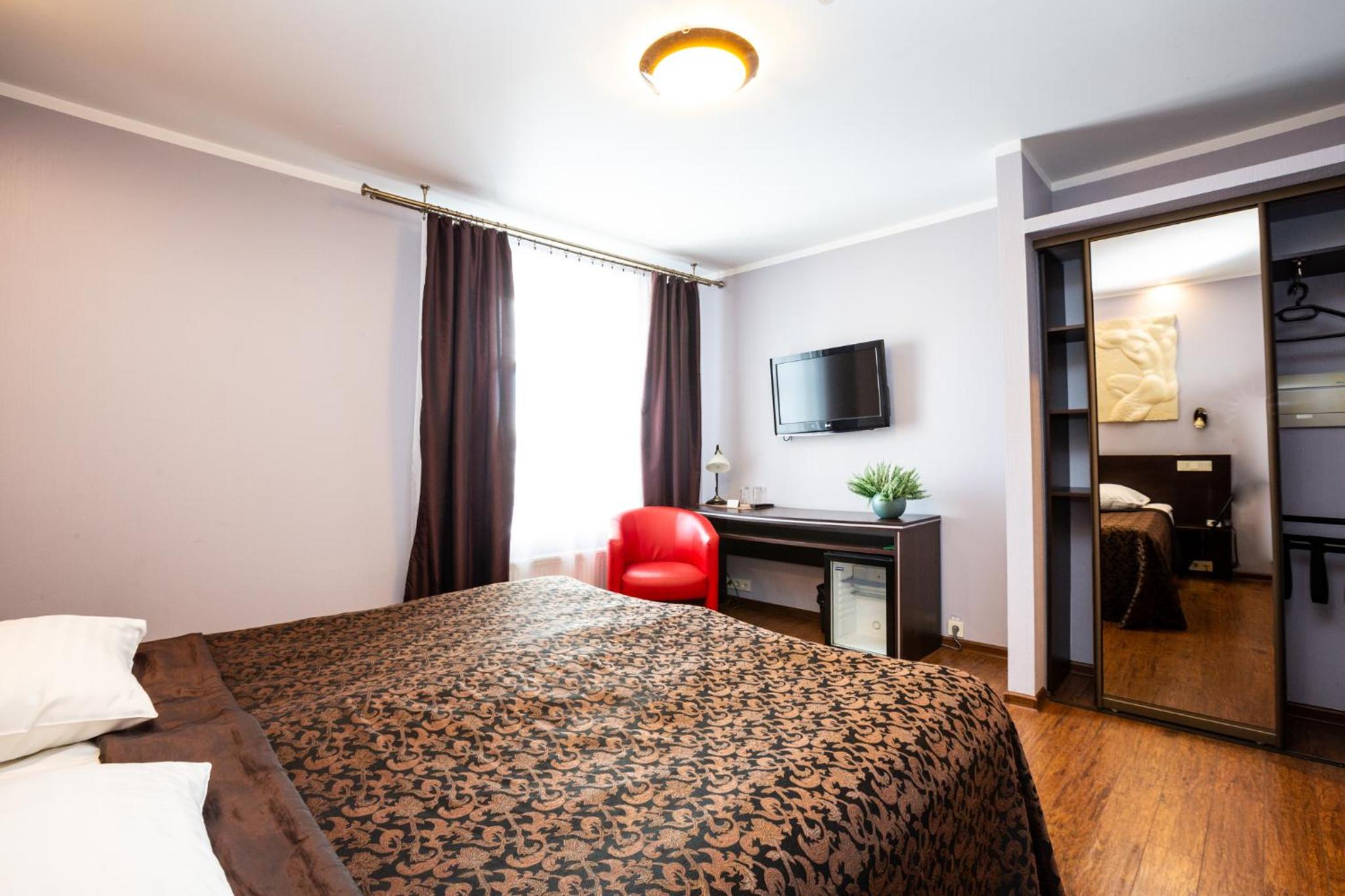 Double Room - Photo 4