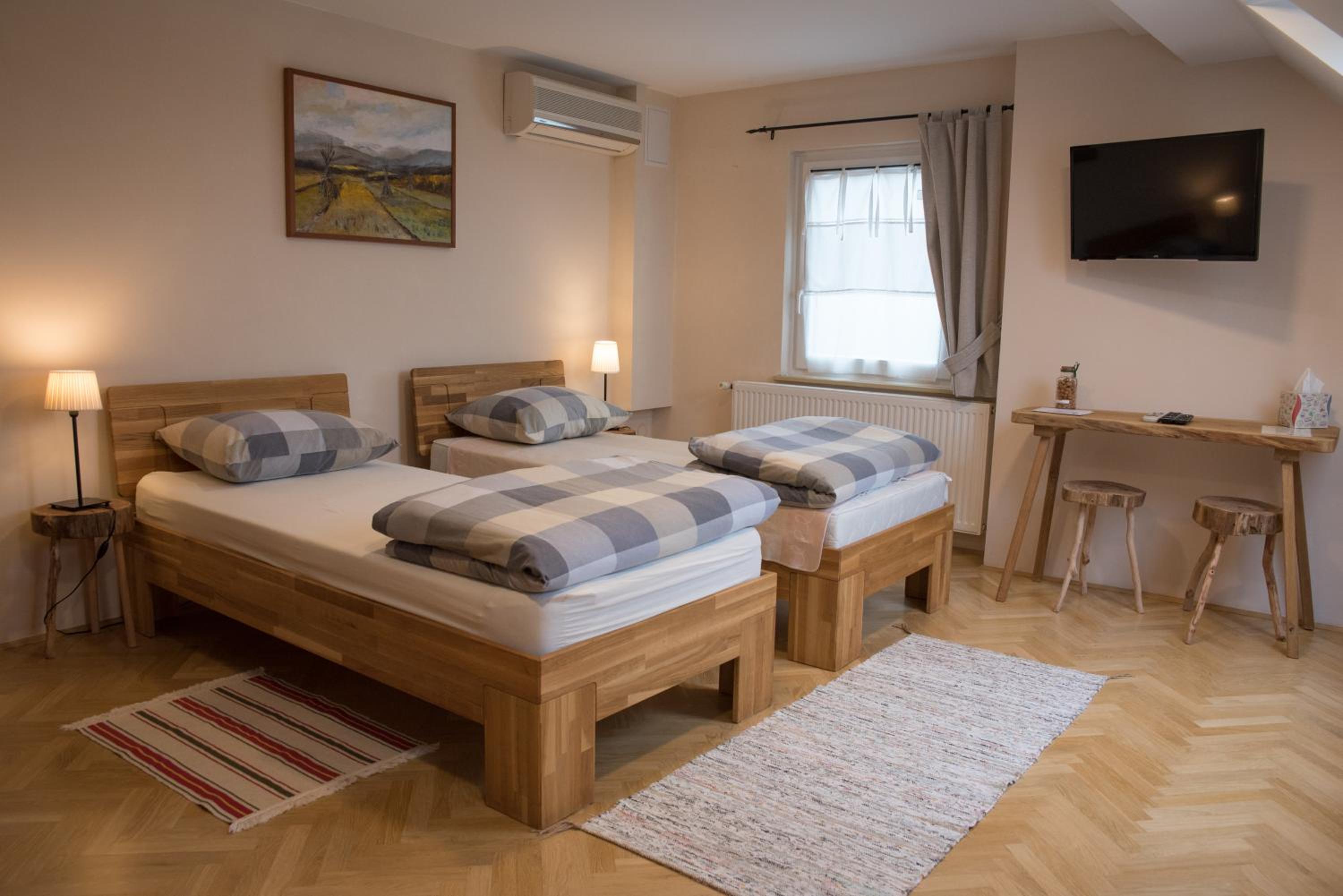 Superior Deluxe Double or Twin Room  - Photo 1